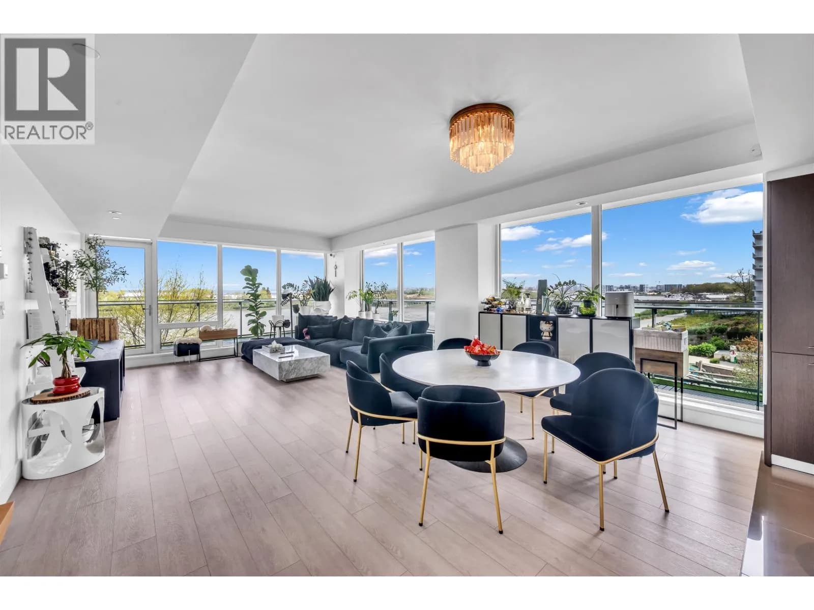 #302 6633 PEARSON WAY, Richmond, BC photo 2