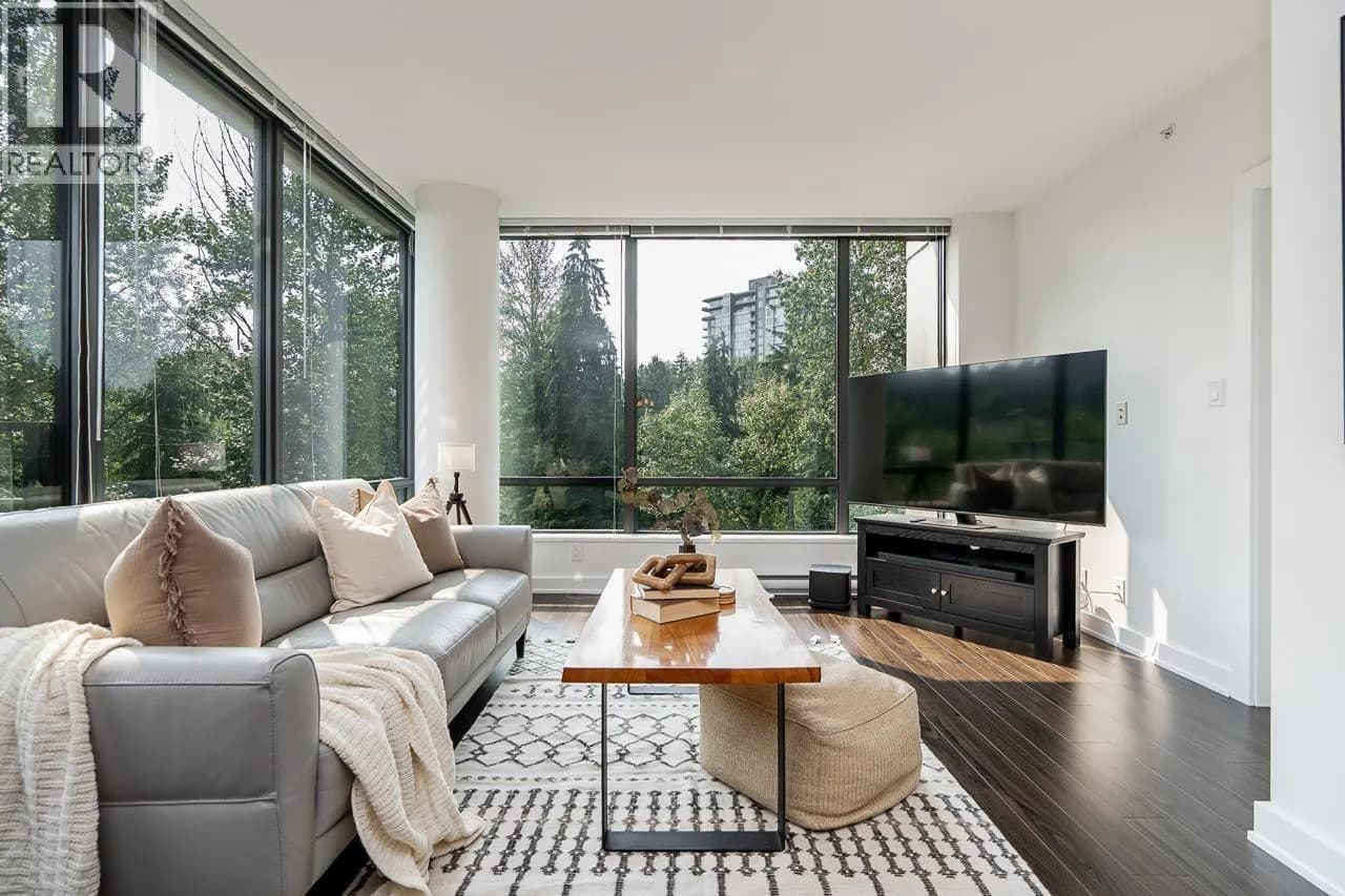 #601 301 CAPILANO ROAD, Port Moody, BC photo 4