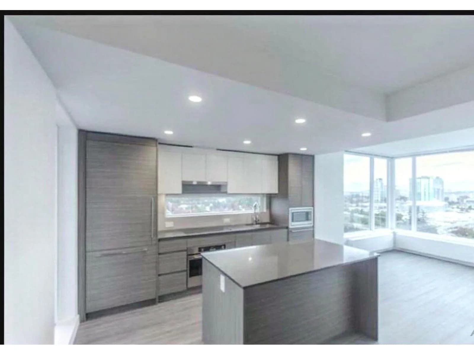 #1704 13615 FRASER HIGHWAY, Surrey, BC photo 5