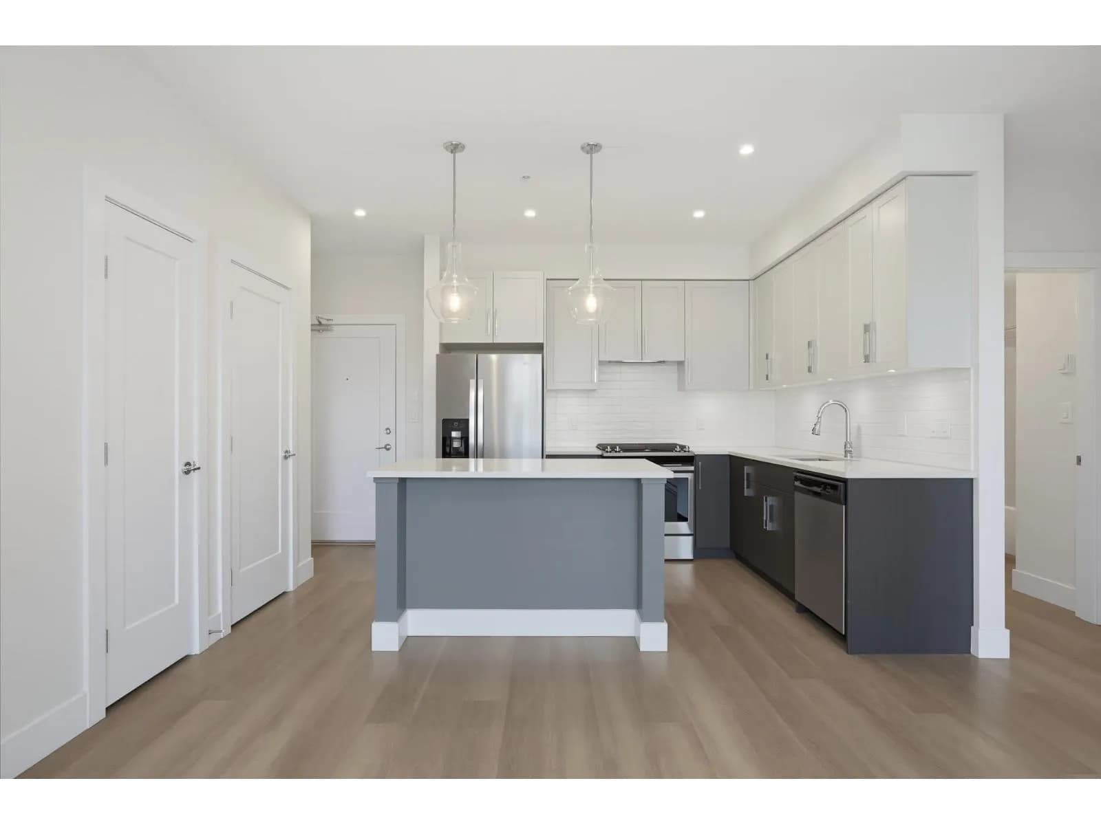 #208 32838 VENTURA AVENUE, Abbotsford, BC photo 4