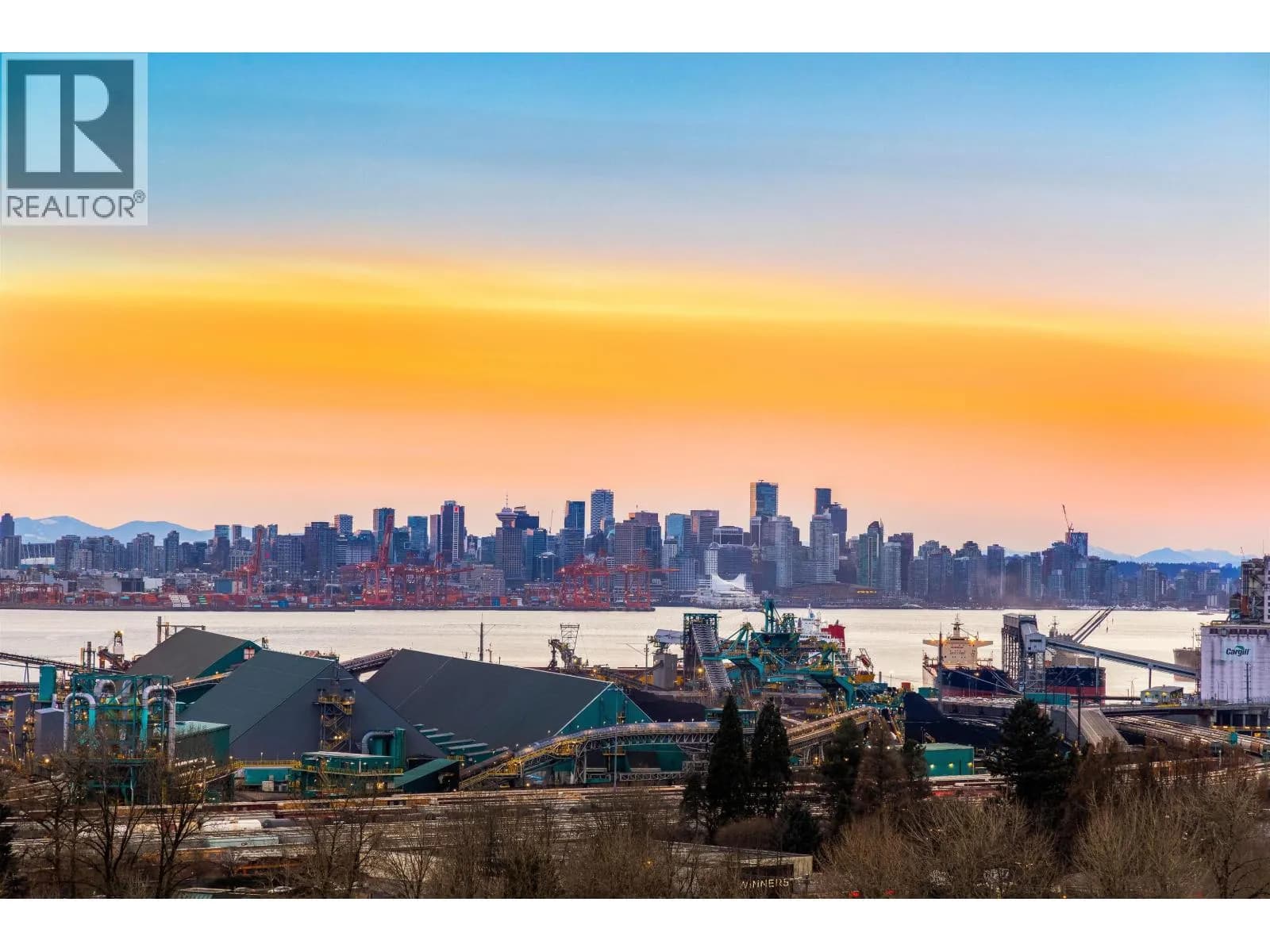 #1705 1401 HUNTER STREET, North Vancouver, BC photo 2