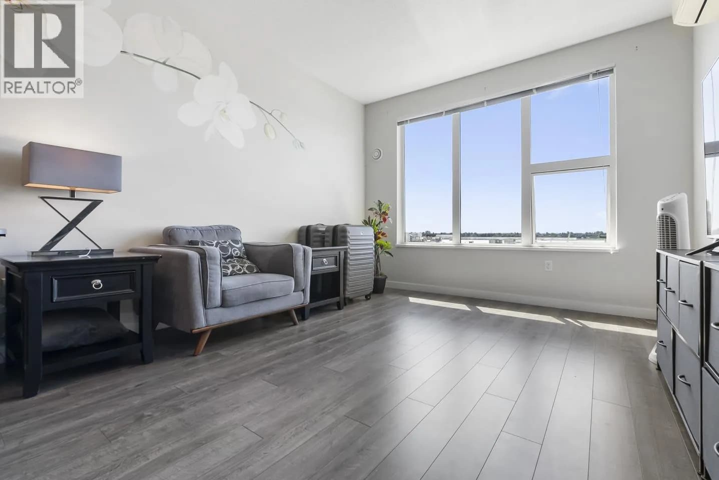#613 9311 ALEXANDRA ROAD, Richmond, BC photo 2