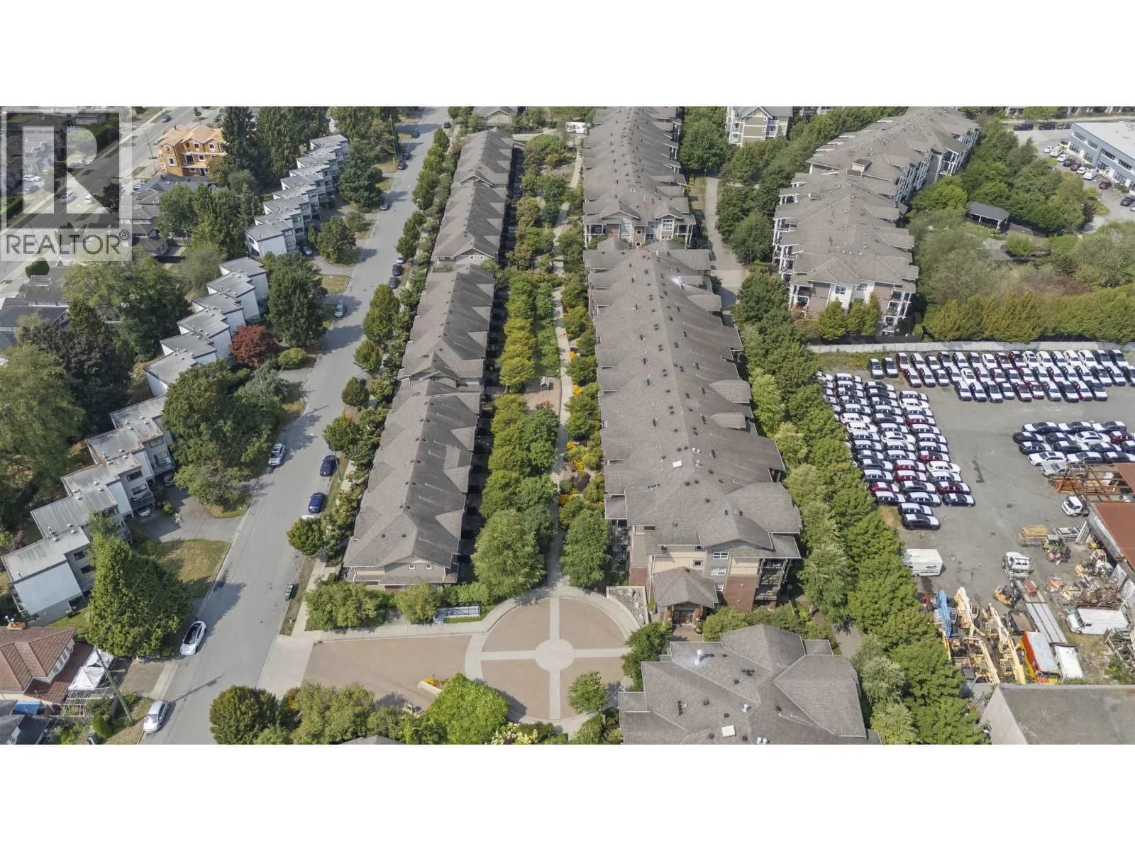 #302 5885 IRMIN STREET, Burnaby, BC photo 3