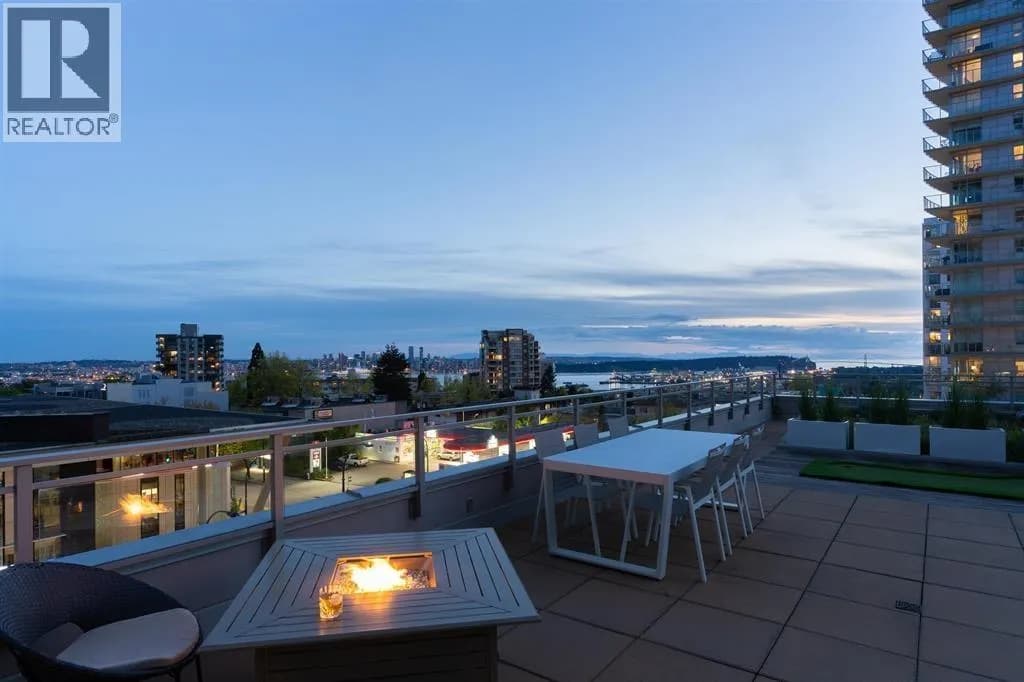 #306 112 E 13 STREET, North Vancouver, BC photo 2