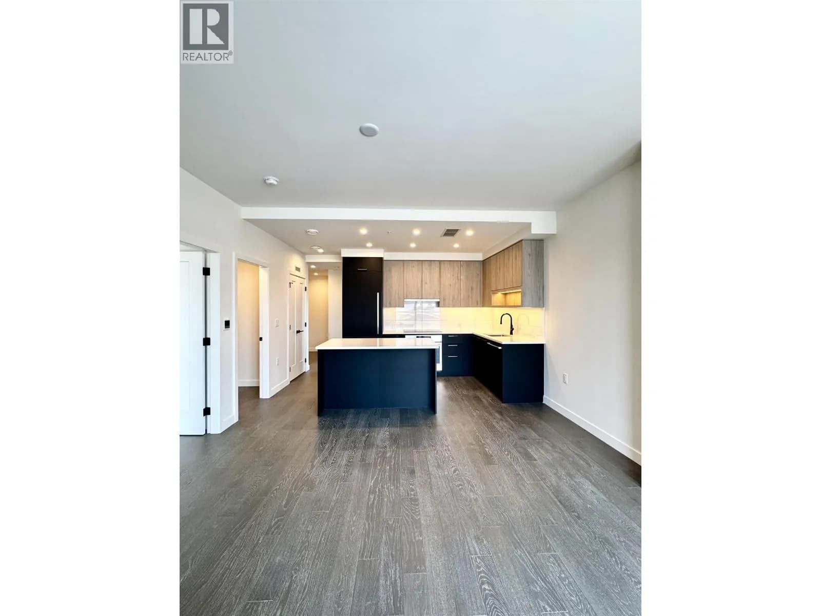 8398 OAK STREET, Vancouver