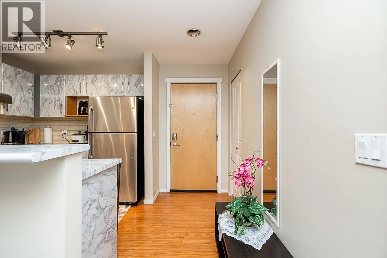 #213 400 KLAHANIE DRIVE, Port Moody, BC photo 5