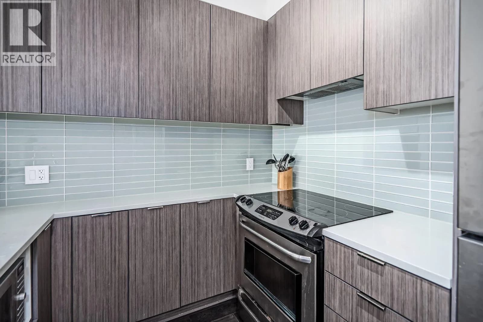 #108 9168 SLOPES MEWS, Burnaby, BC photo 4