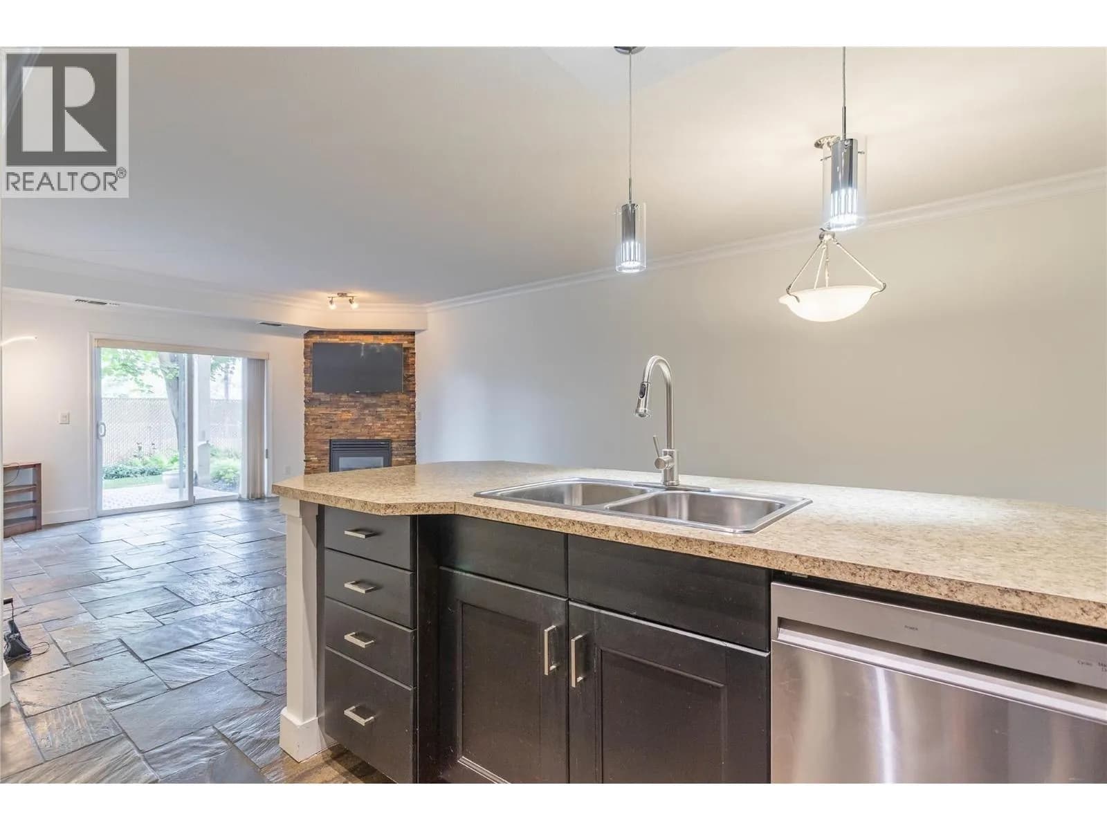 #103 2300 Benvoulin Road, Kelowna, BC photo 5