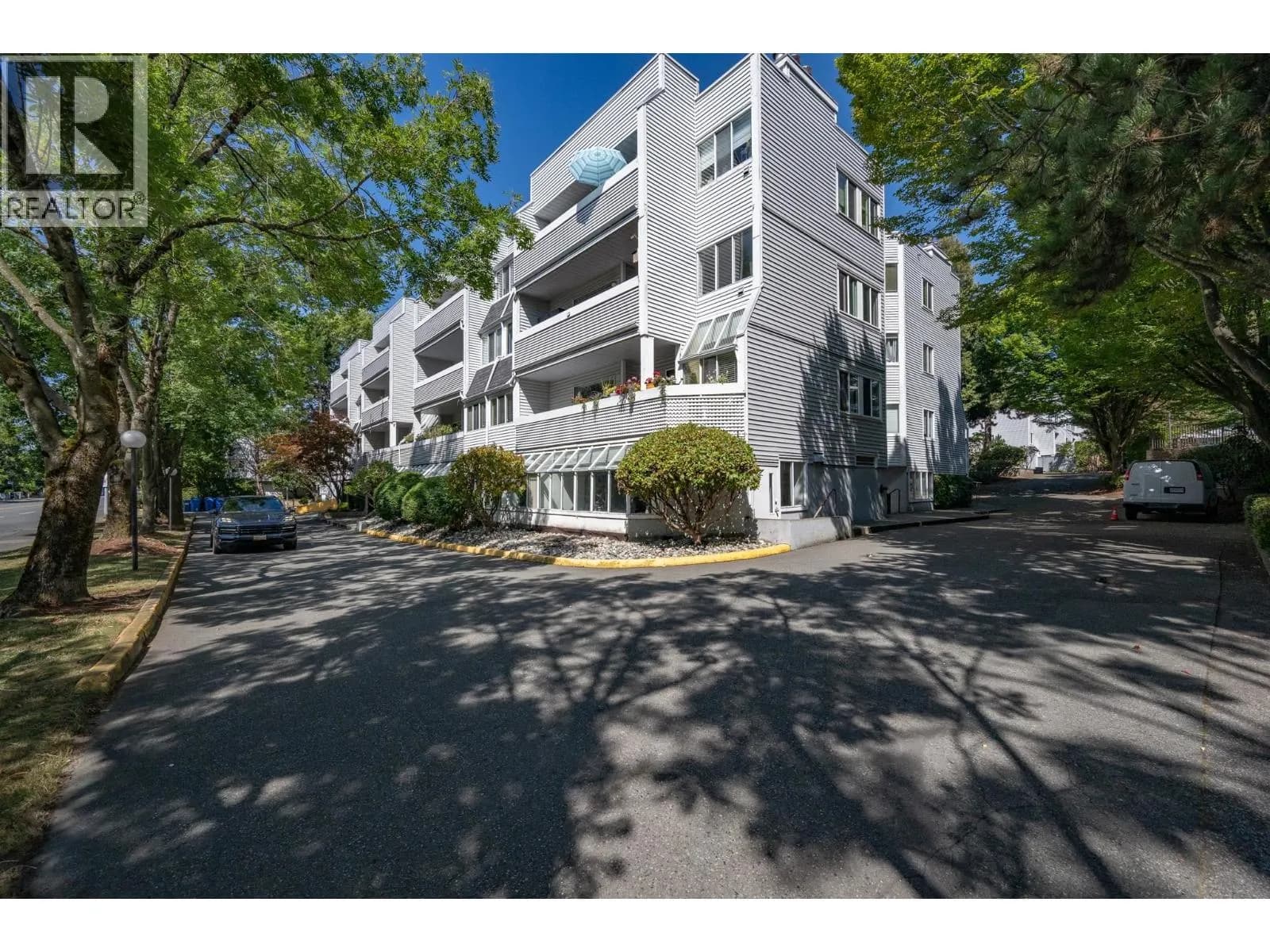 7431 BLUNDELL ROAD, Richmond
