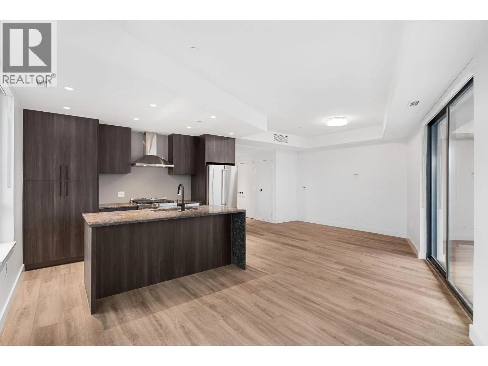 #216 3051 Abbott Street, Kelowna, BC photo 4