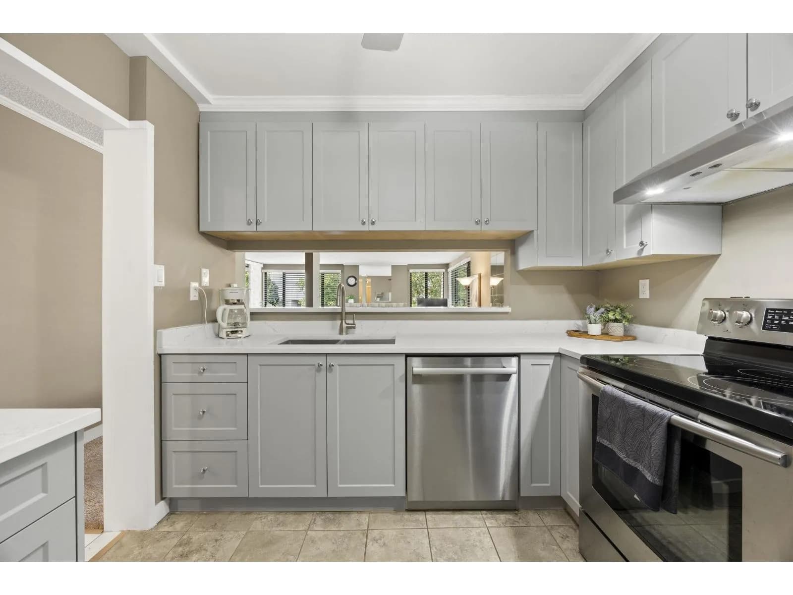 #212 15313 19 AVENUE, Surrey, BC photo 4
