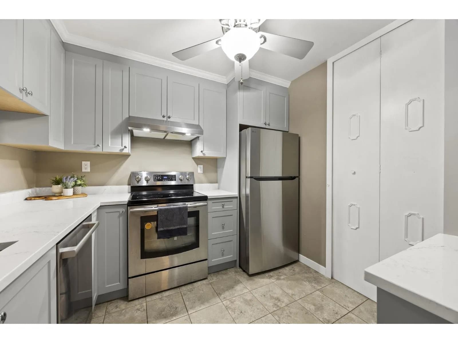 #212 15313 19 AVENUE, Surrey, BC photo 5