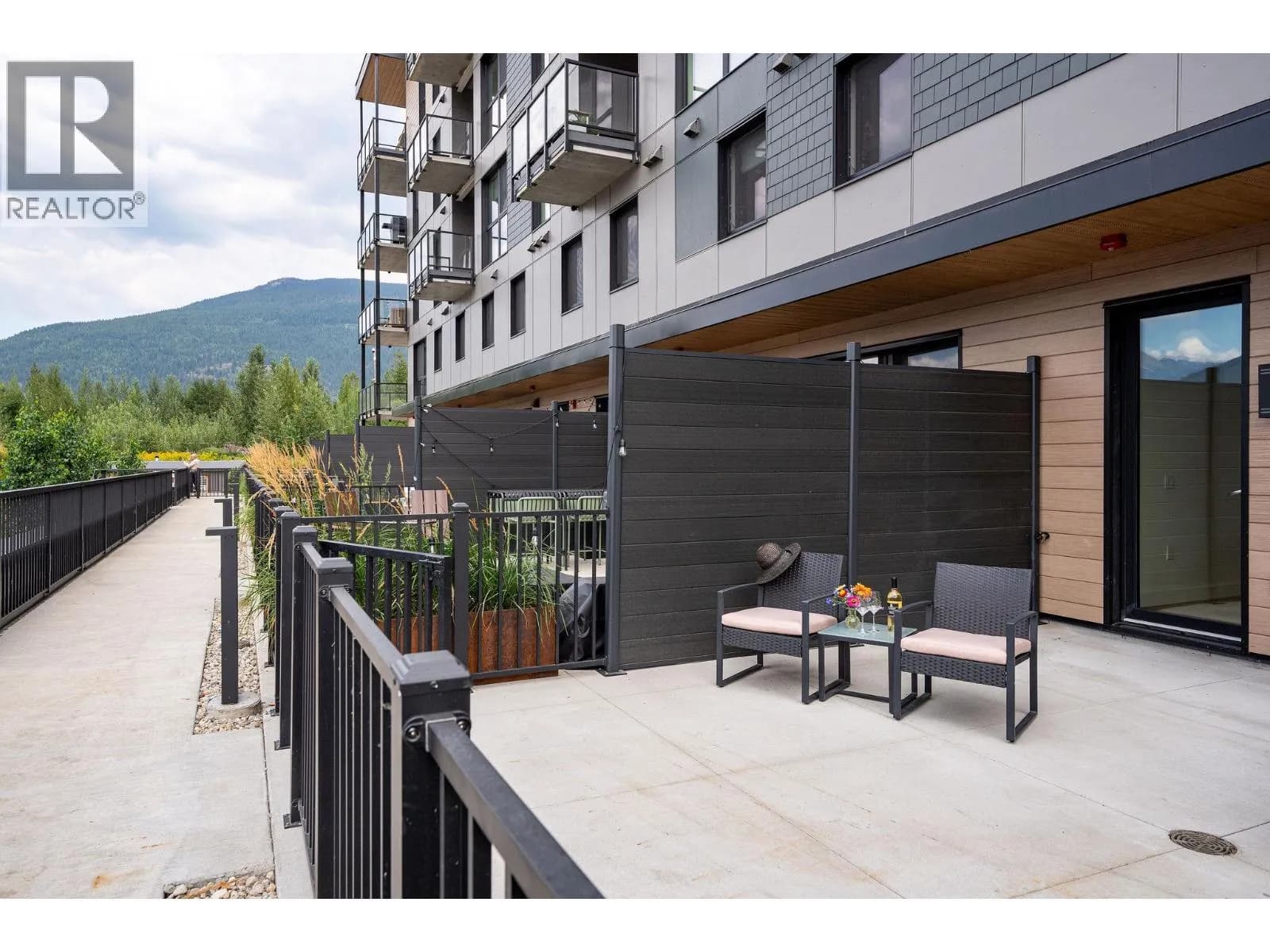 #3111 1702 Coursier Avenue, Revelstoke, BC photo 3