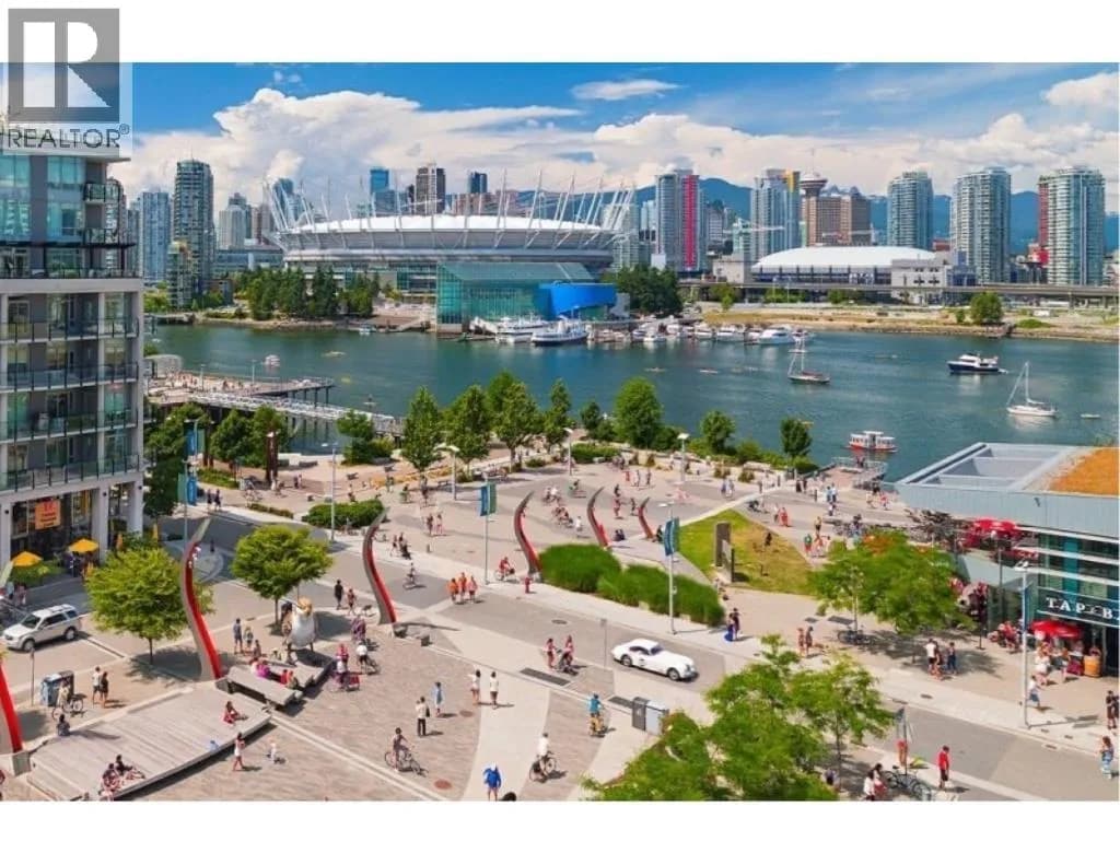 38 ATHLETES WAY, Vancouver, BC photo 1