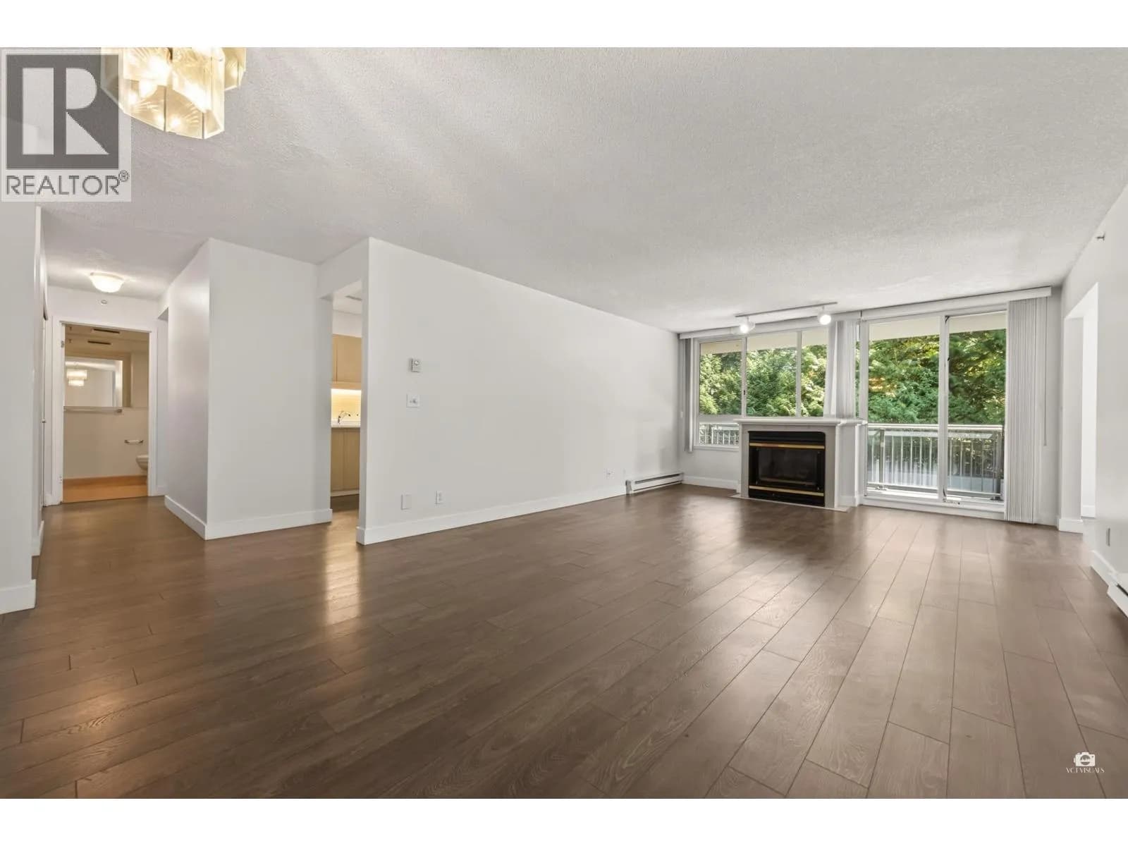 #204 555 AUSTIN AVENUE, Coquitlam, BC photo 4