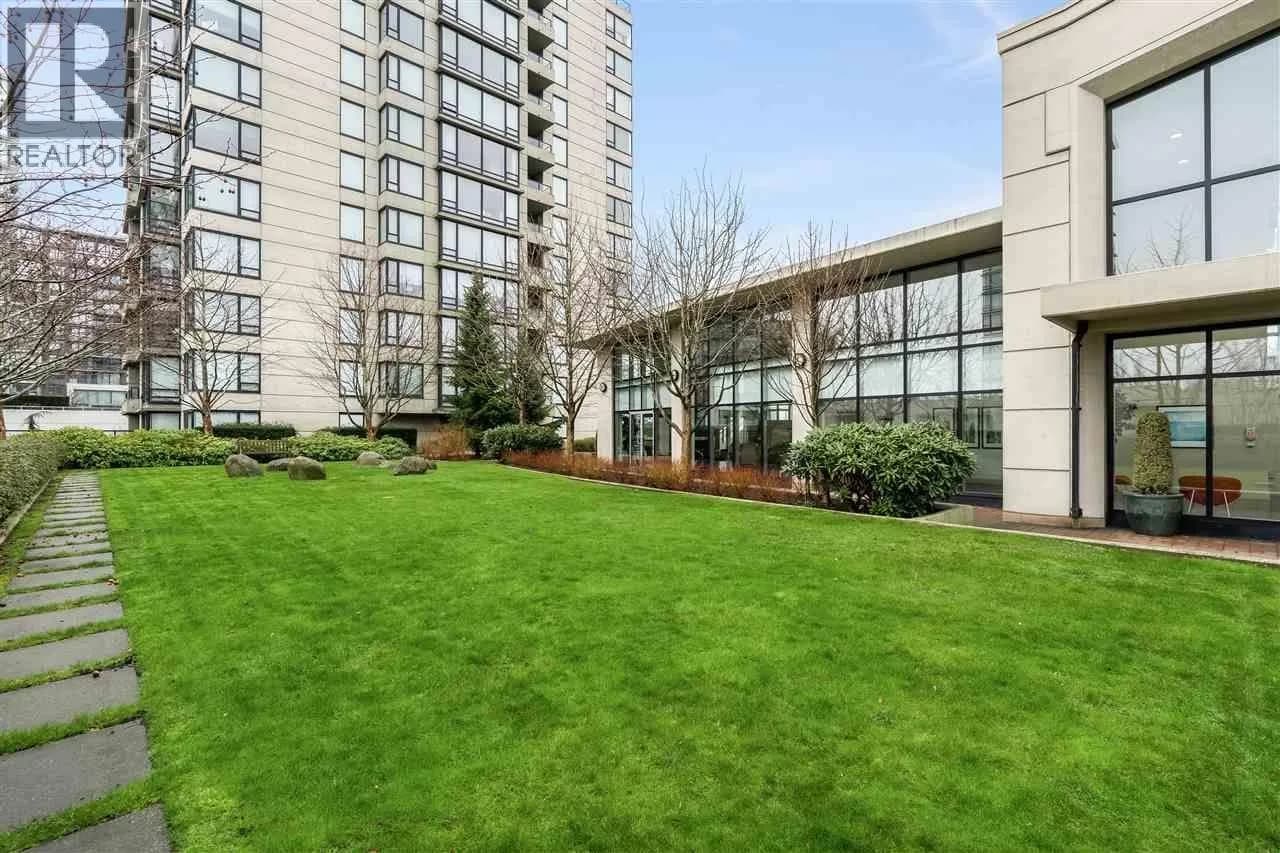 #1101 9188 HEMLOCK DRIVE, Richmond, BC photo 2