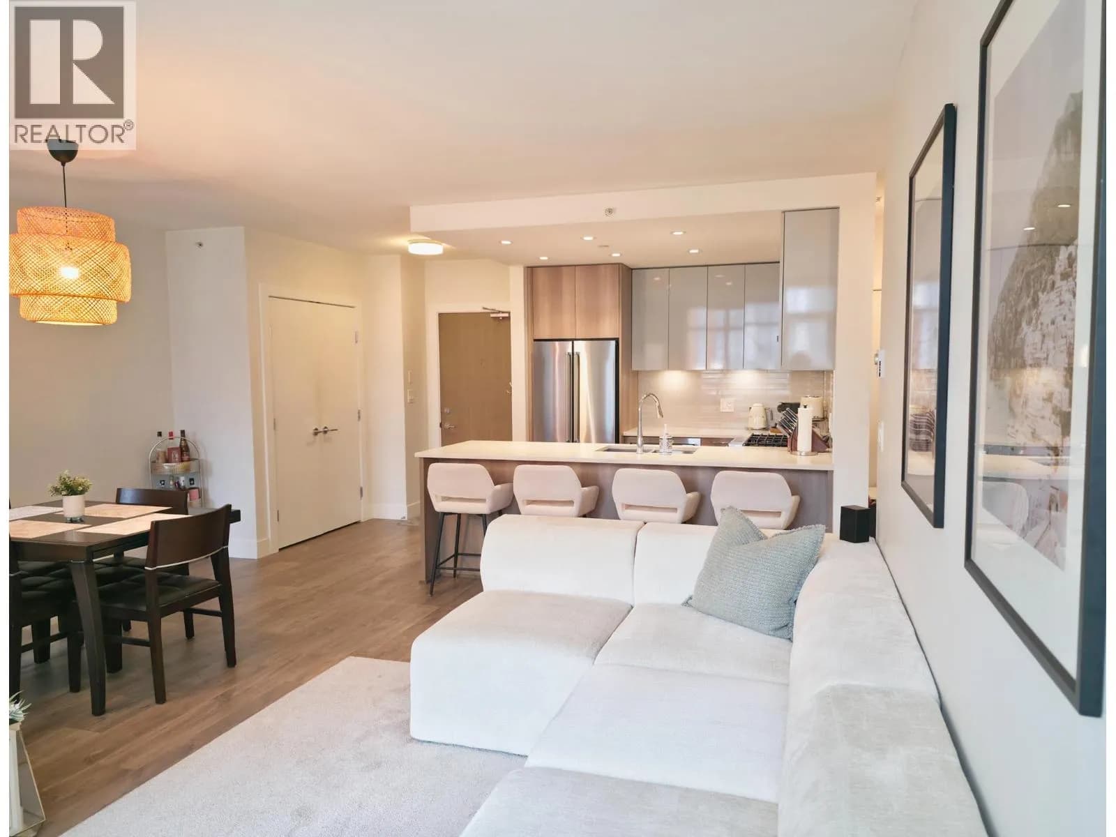 #507 258 NELSON'S COURT, New Westminster, BC photo 4