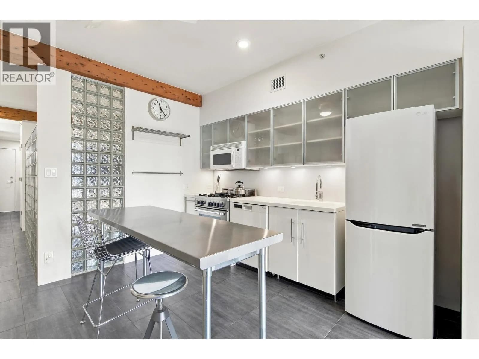 #308 1275 HAMILTON STREET, Vancouver, BC photo 4