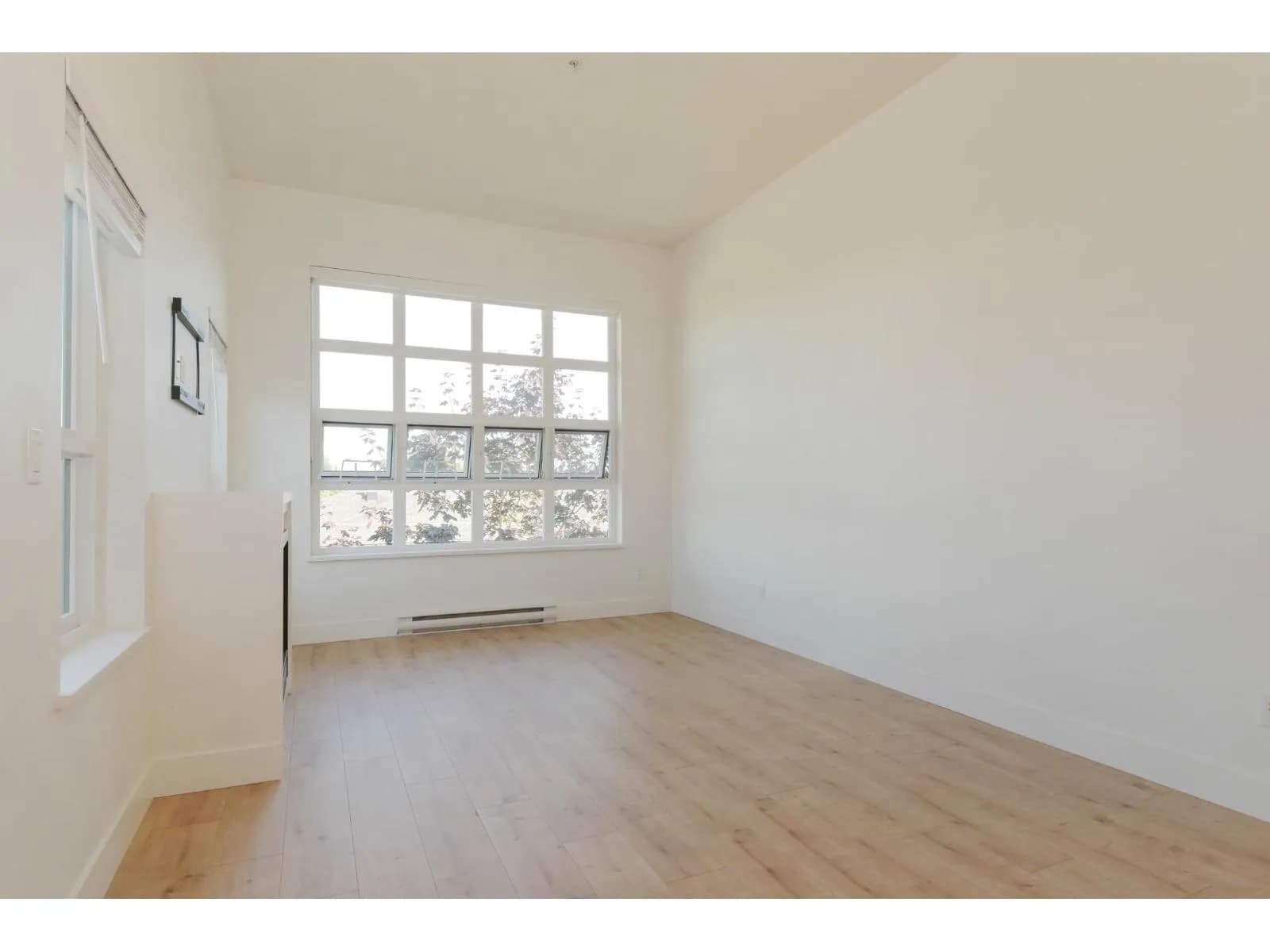 #411 6815 188 STREET, Surrey, BC photo 4