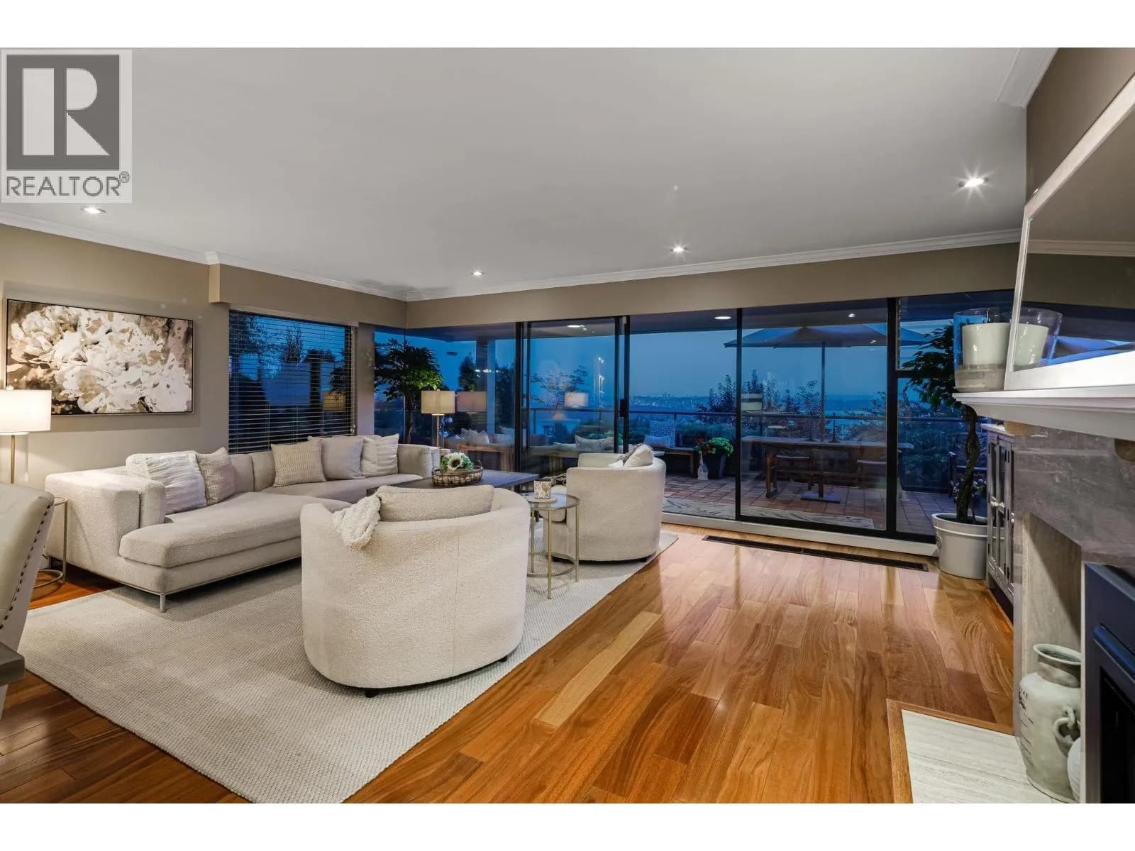#14 2246 FOLKESTONE WAY, West Vancouver, BC photo 5