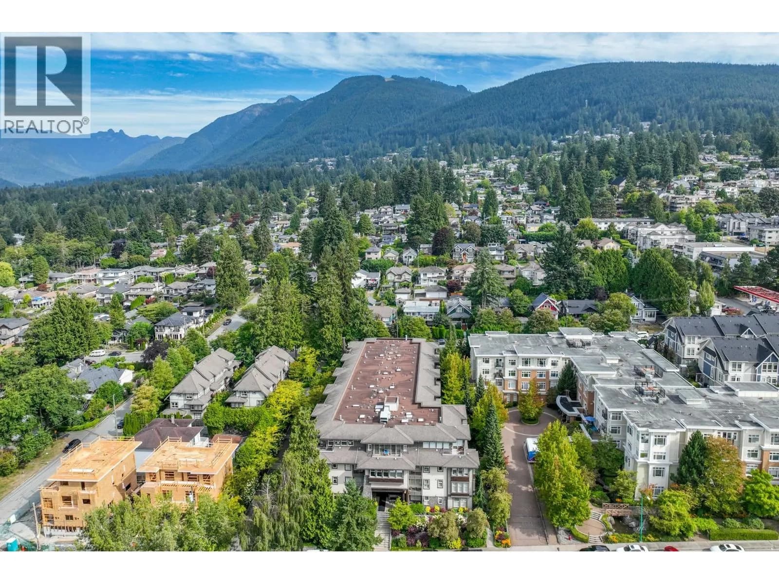 #206 188 W 29TH STREET, North Vancouver, BC photo 2