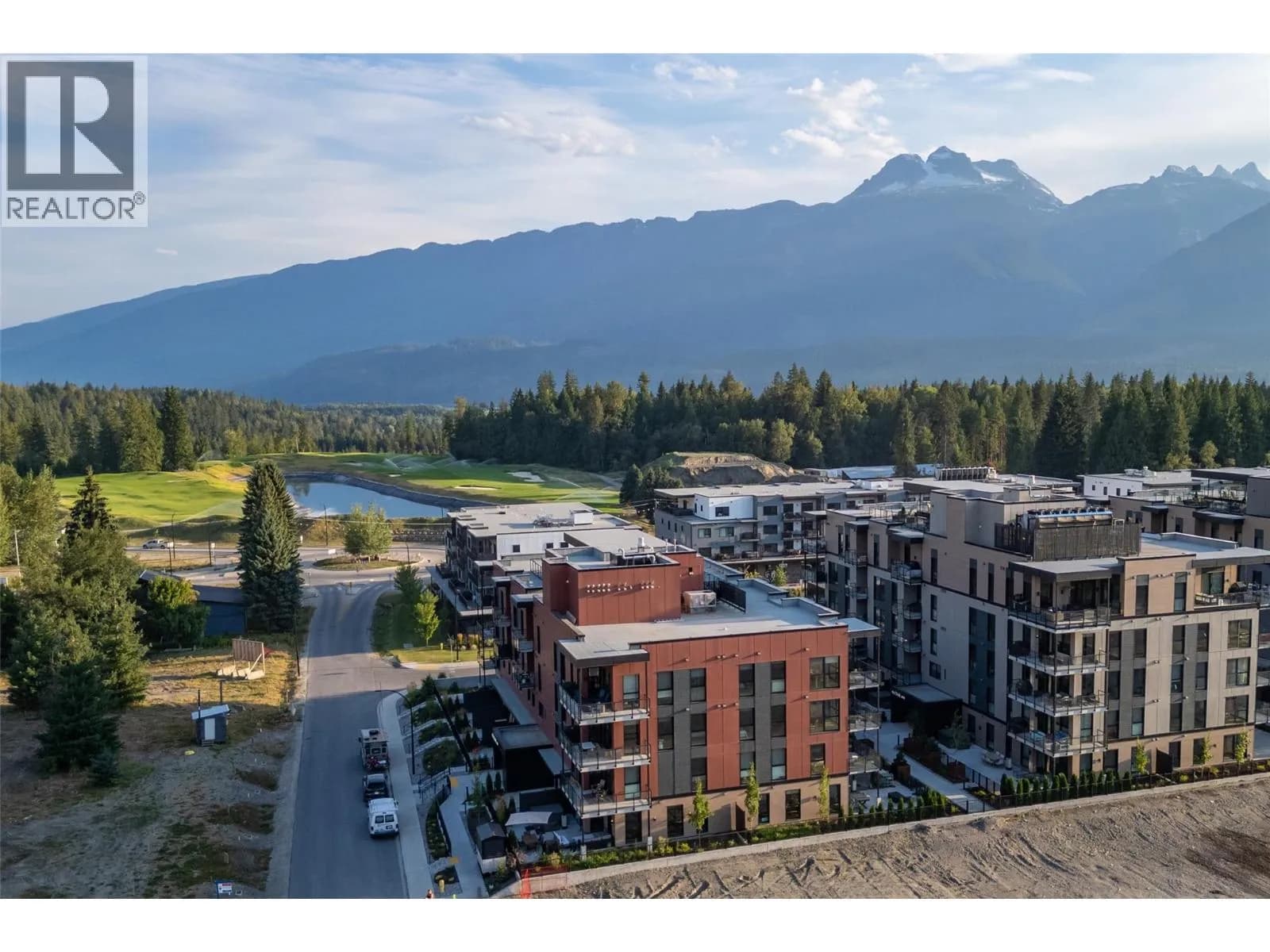 1702 Coursier Avenue, Revelstoke
