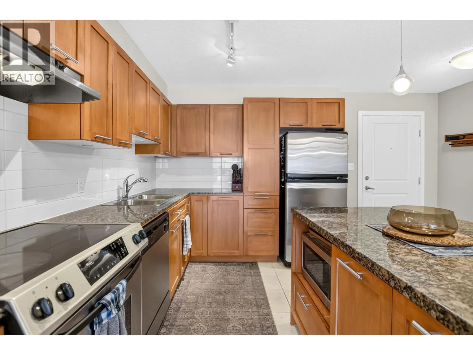 #234 19673 MEADOW GARDENS WAY, Pitt Meadows, BC photo 5
