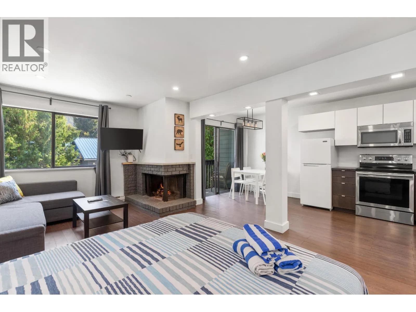 2129 LAKE PLACID ROAD, Whistler