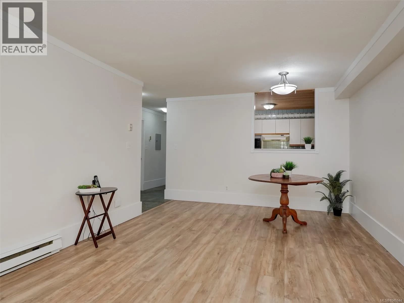 #104 2647 Graham St, Victoria, BC photo 5