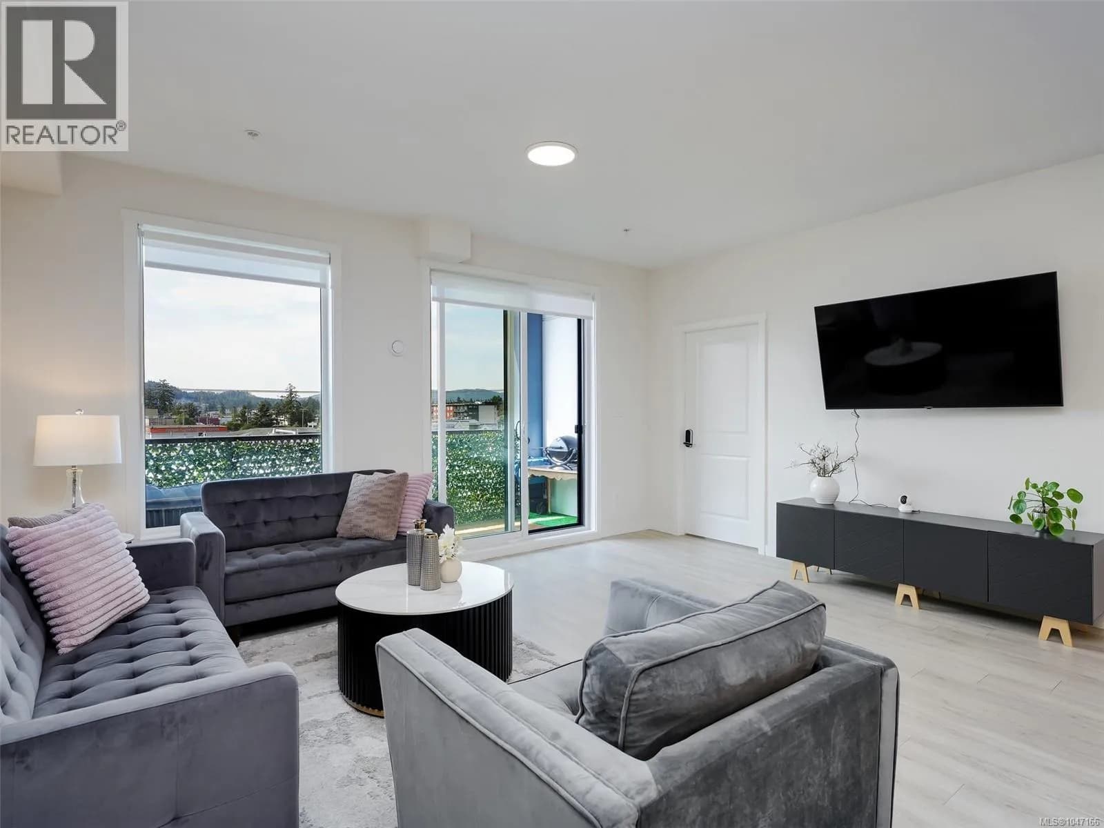 #405 842 Orono Ave, Langford, BC photo 3