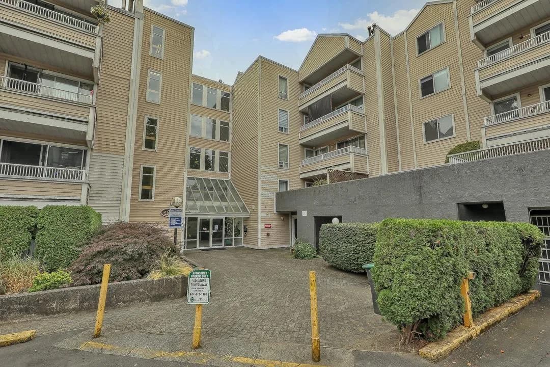 Parkwood Fir, Surrey