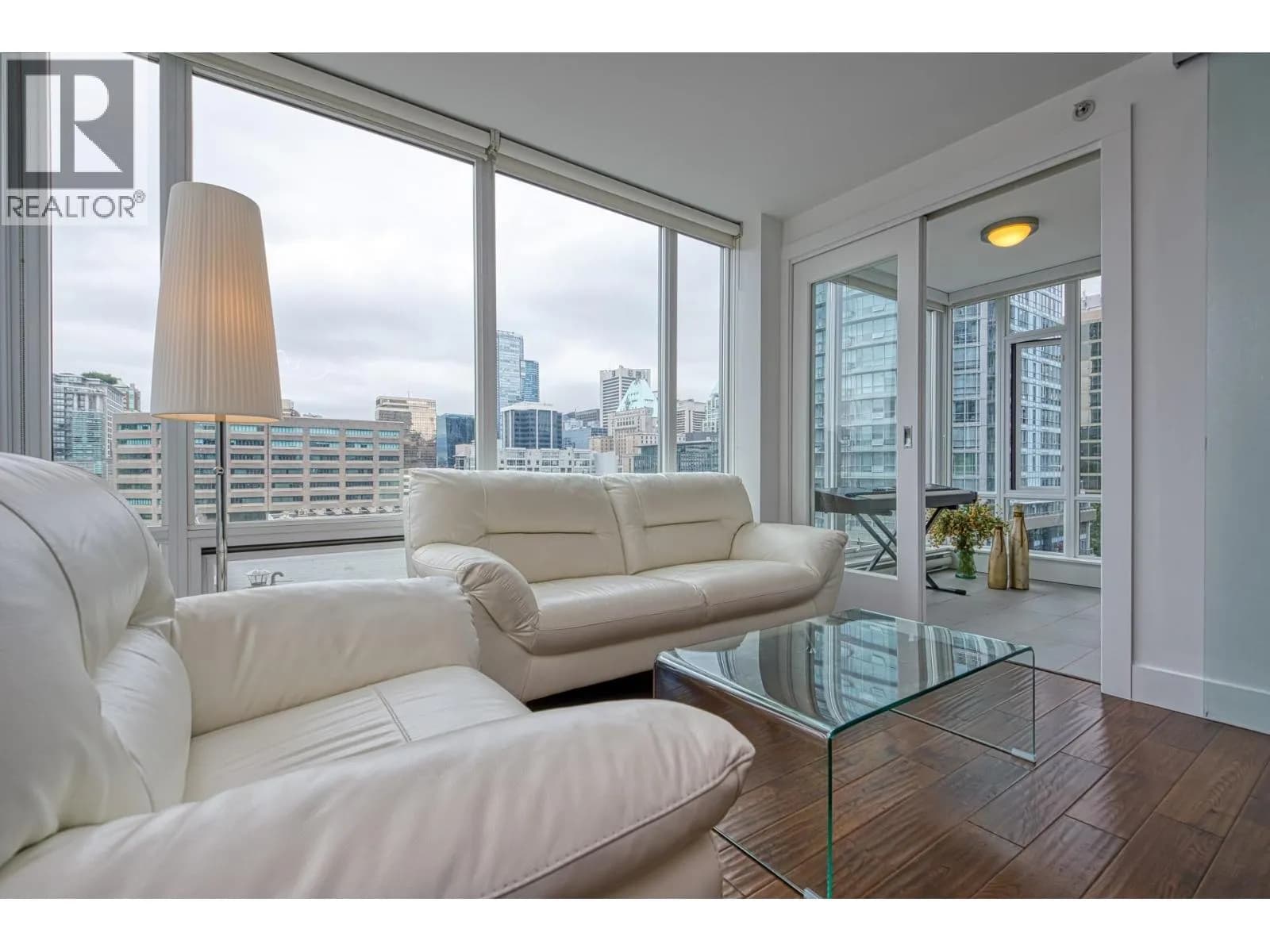 #1104 565 SMITHE STREET, Vancouver, BC photo 2