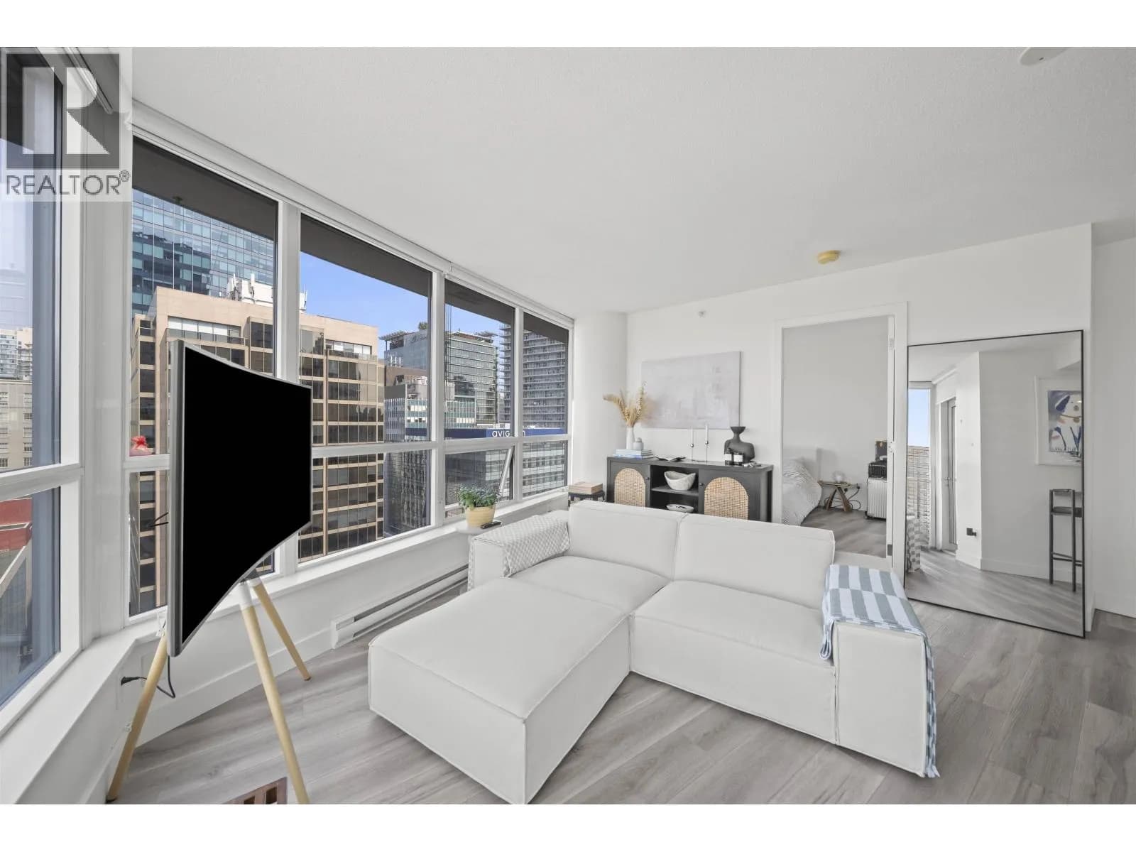 #1511 833 SEYMOUR STREET, Vancouver, BC photo 3