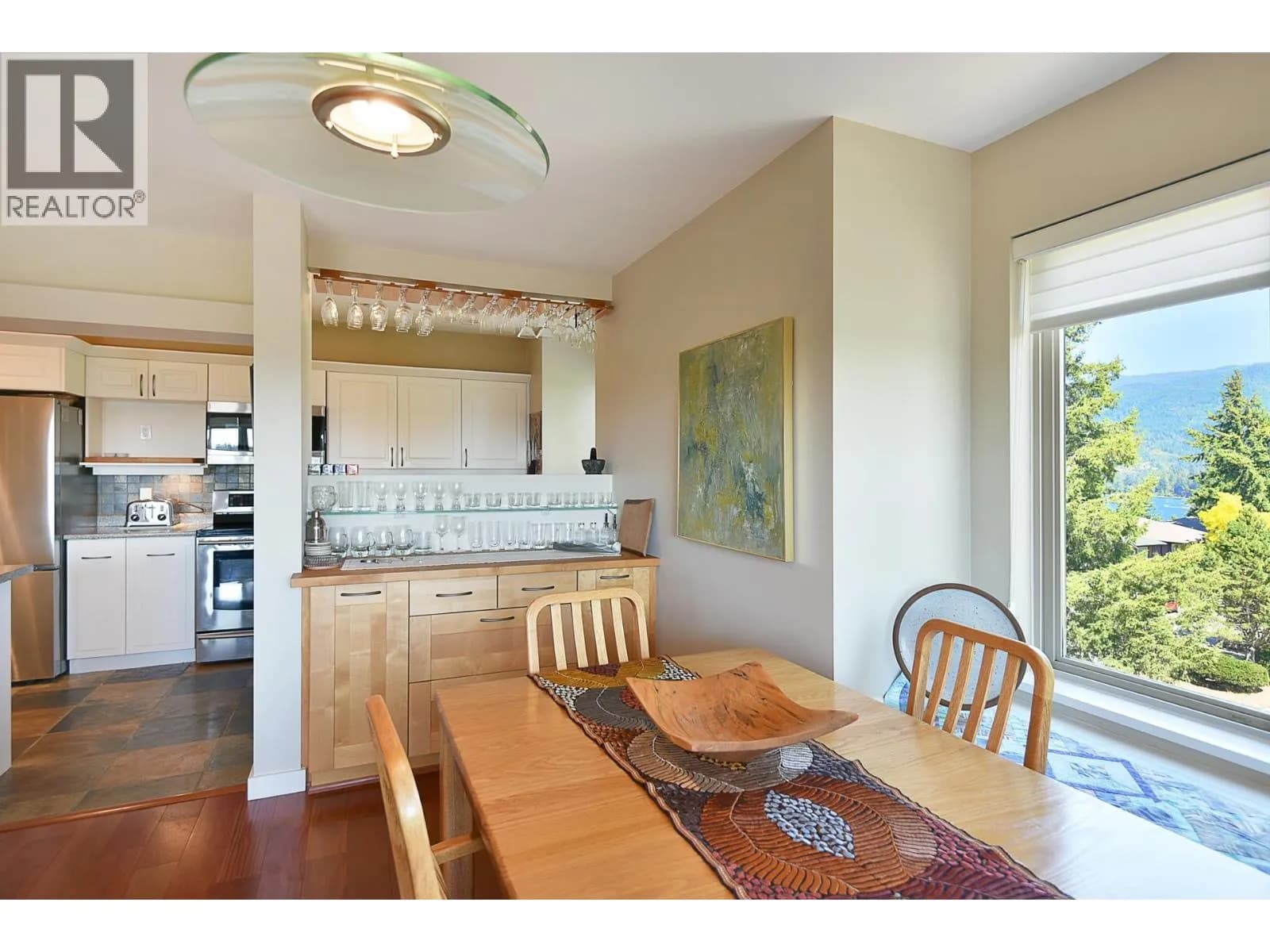 #301 5780 TRAIL AVENUE, Sechelt, BC photo 4