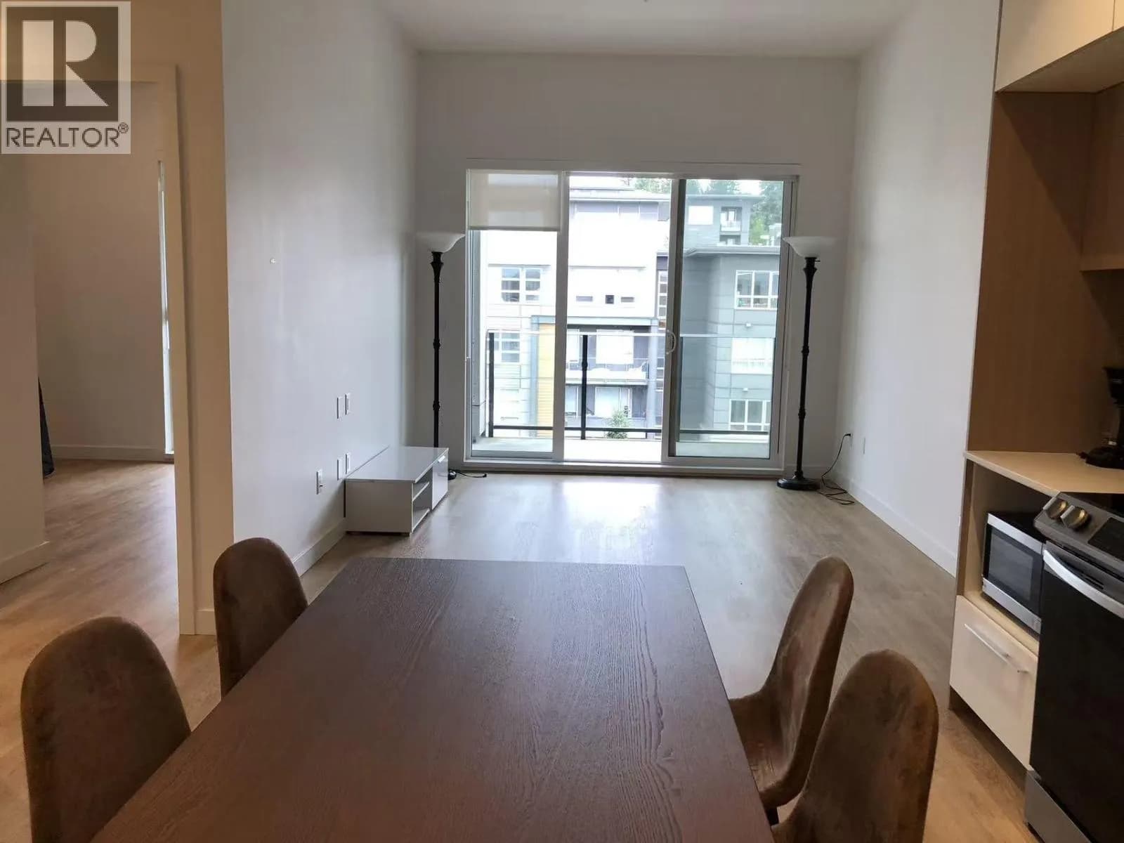 #601 9888 UNIVERSITY CRESCENT, Burnaby, BC photo 2