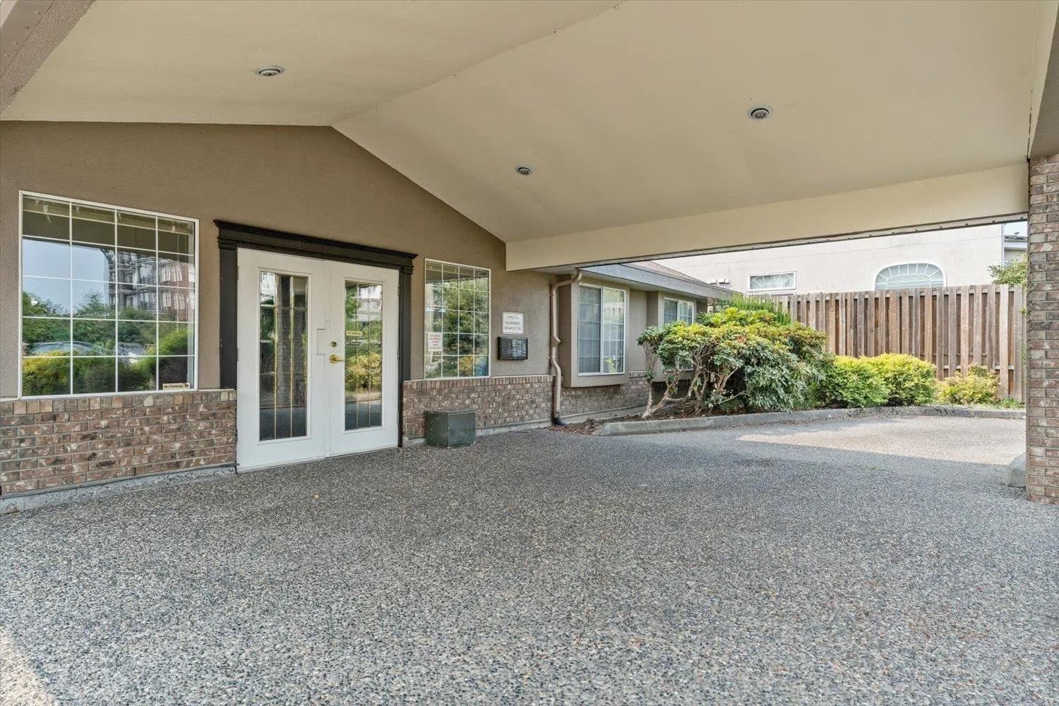 #203 45660 KNIGHT ROAD, Chilliwack, BC photo 3