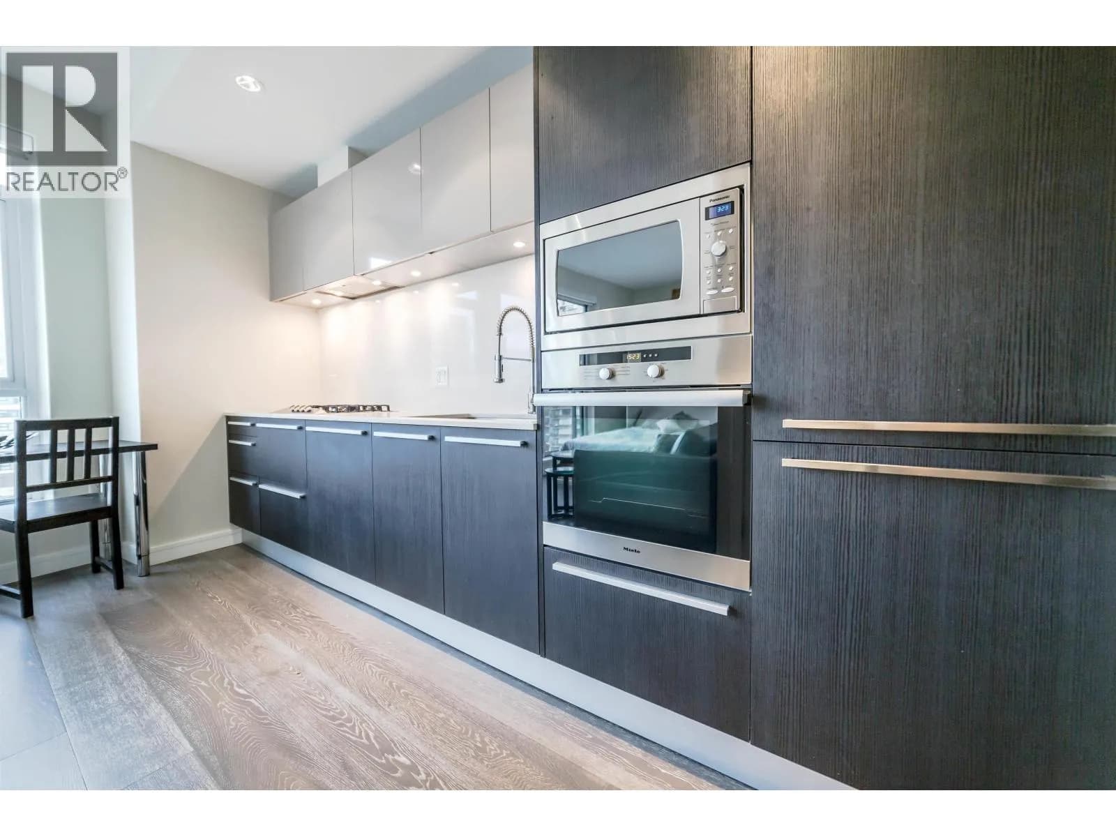#904 1221 BIDWELL STREET, Vancouver, BC photo 4