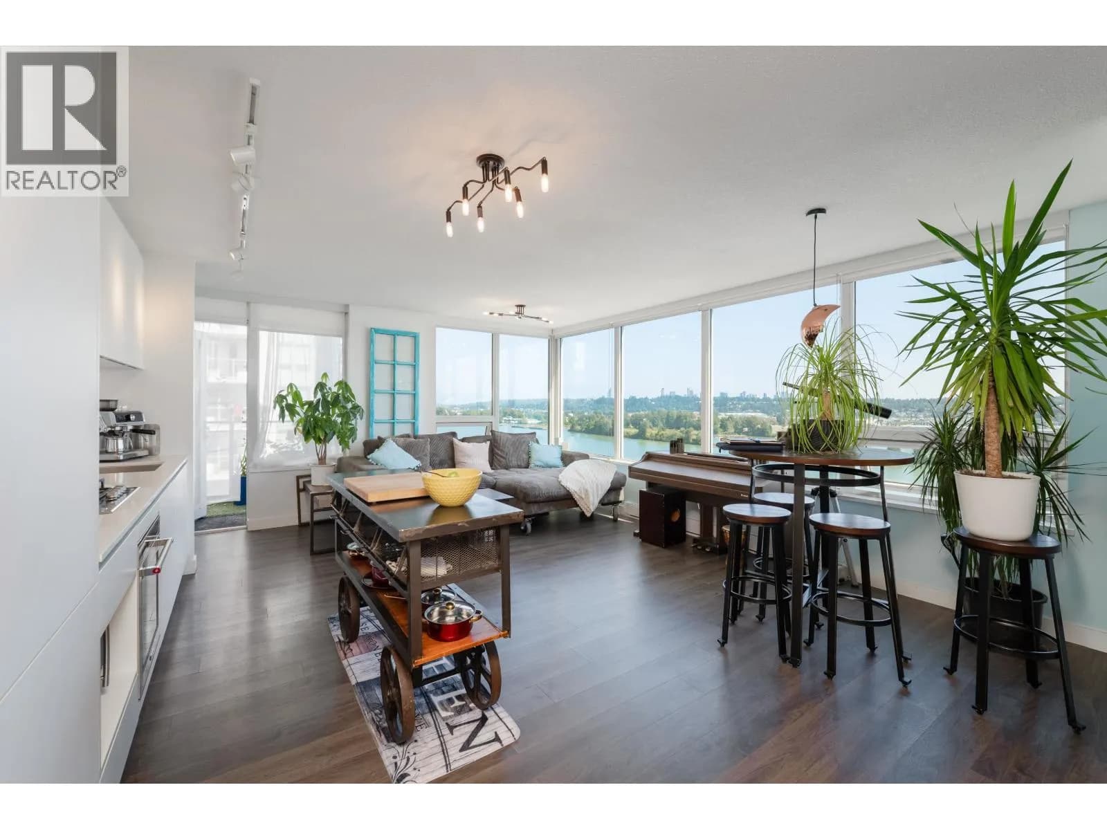 #1709 988 QUAYSIDE DRIVE, New Westminster, BC photo 4