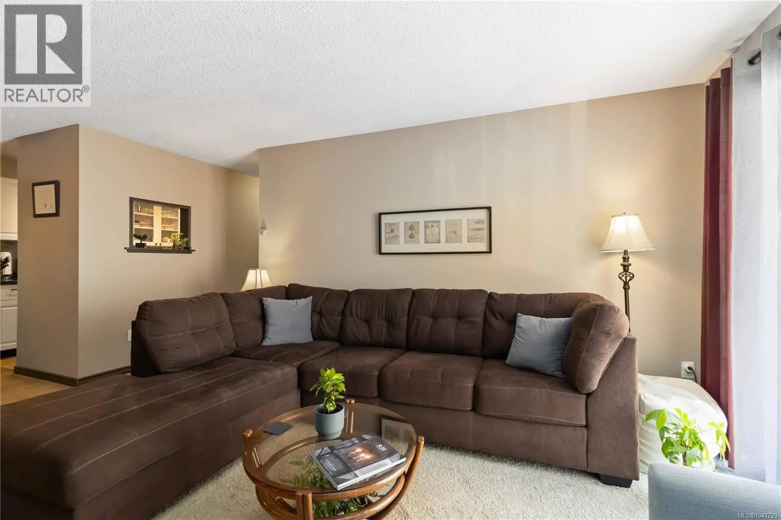 #314 3255 Glasgow Ave, Saanich, BC photo 3