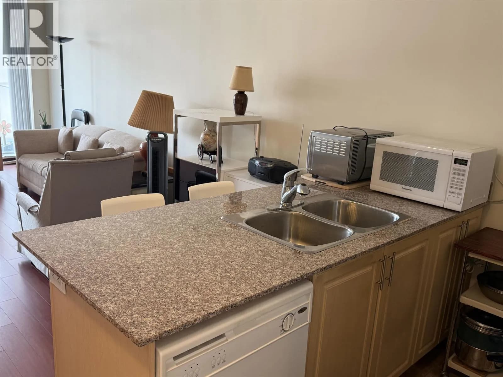 #703 6133 BUSWELL STREET, Richmond, BC photo 5