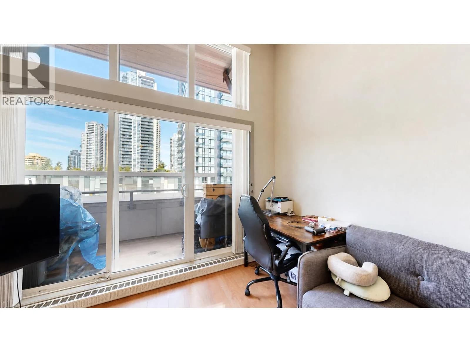 #406 6875 DUNBLANE AVENUE, Burnaby, BC photo 5