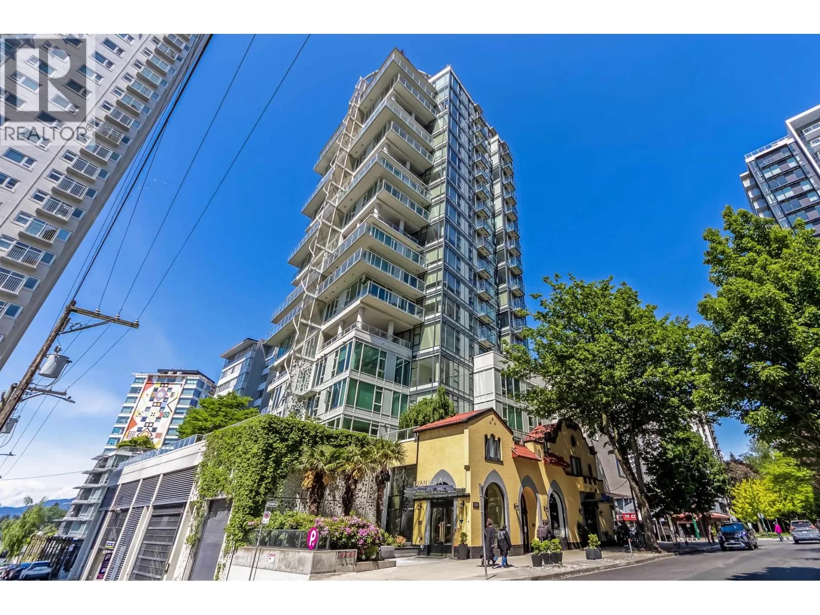 1221 BIDWELL STREET, Vancouver