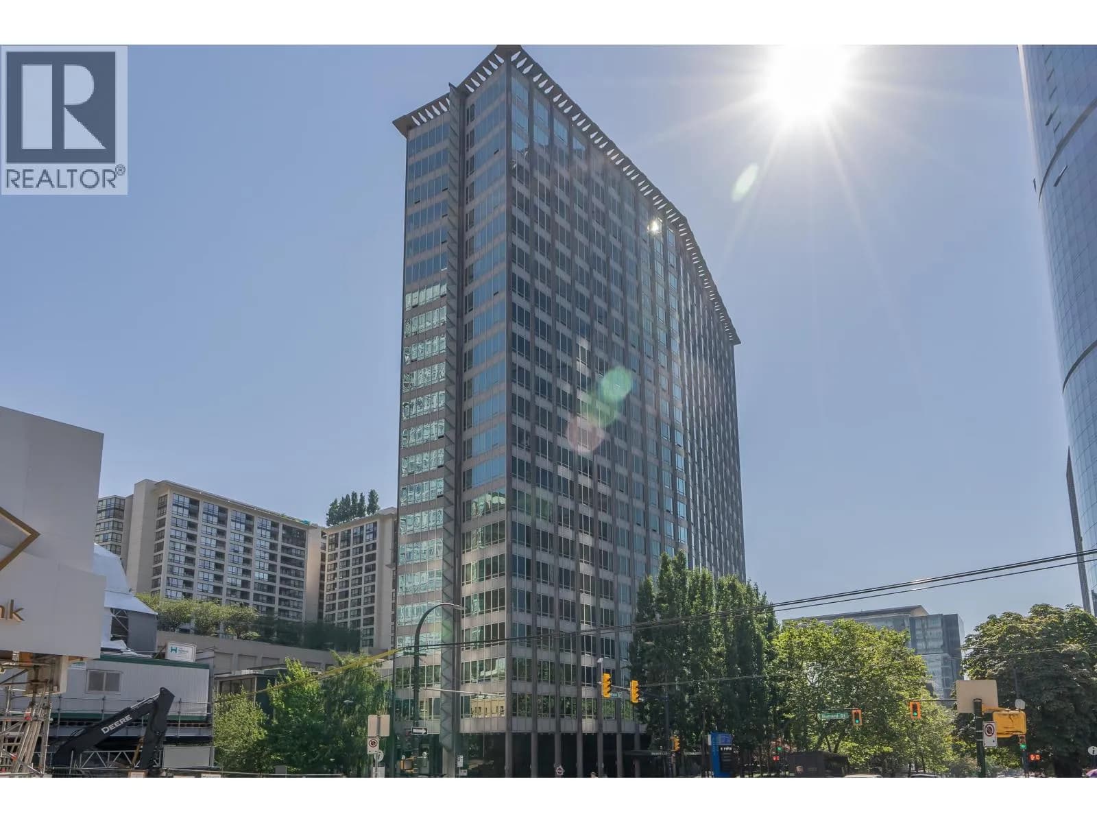 989 NELSON STREET, Vancouver