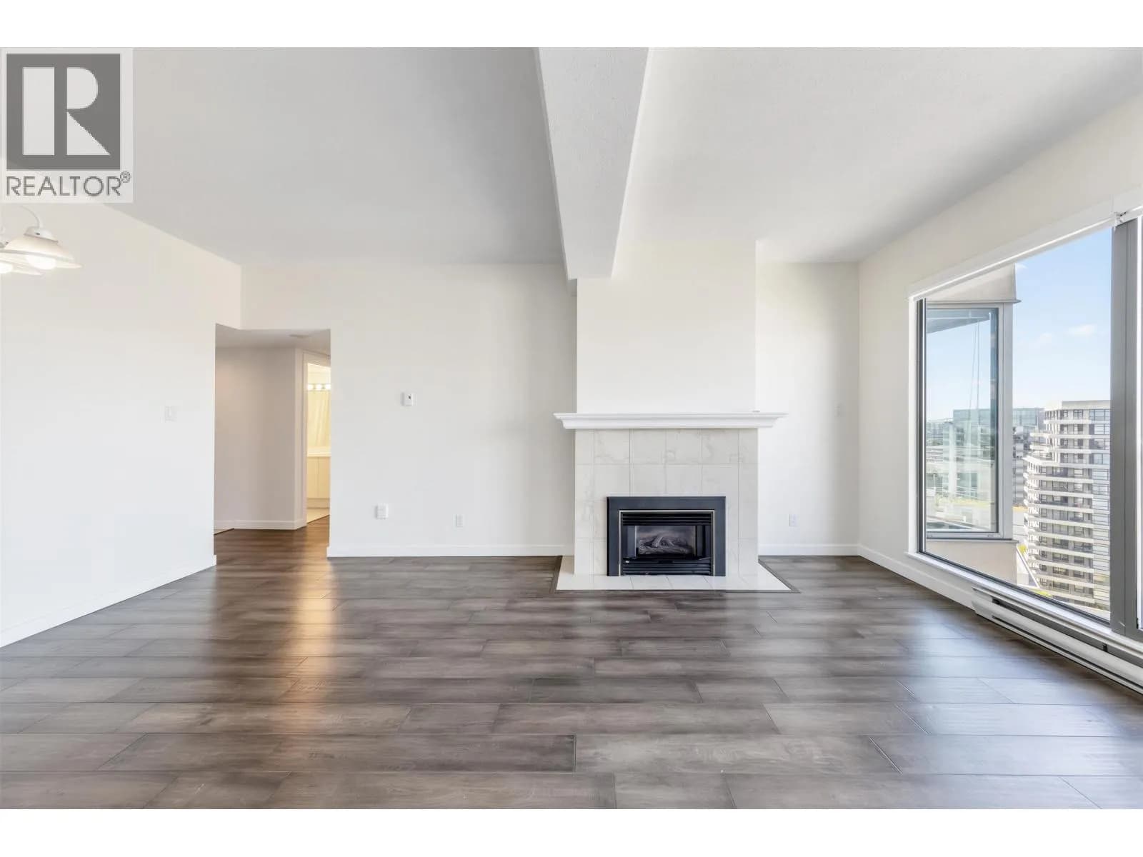 #1505 8248 LANSDOWNE ROAD, Richmond, BC photo 4