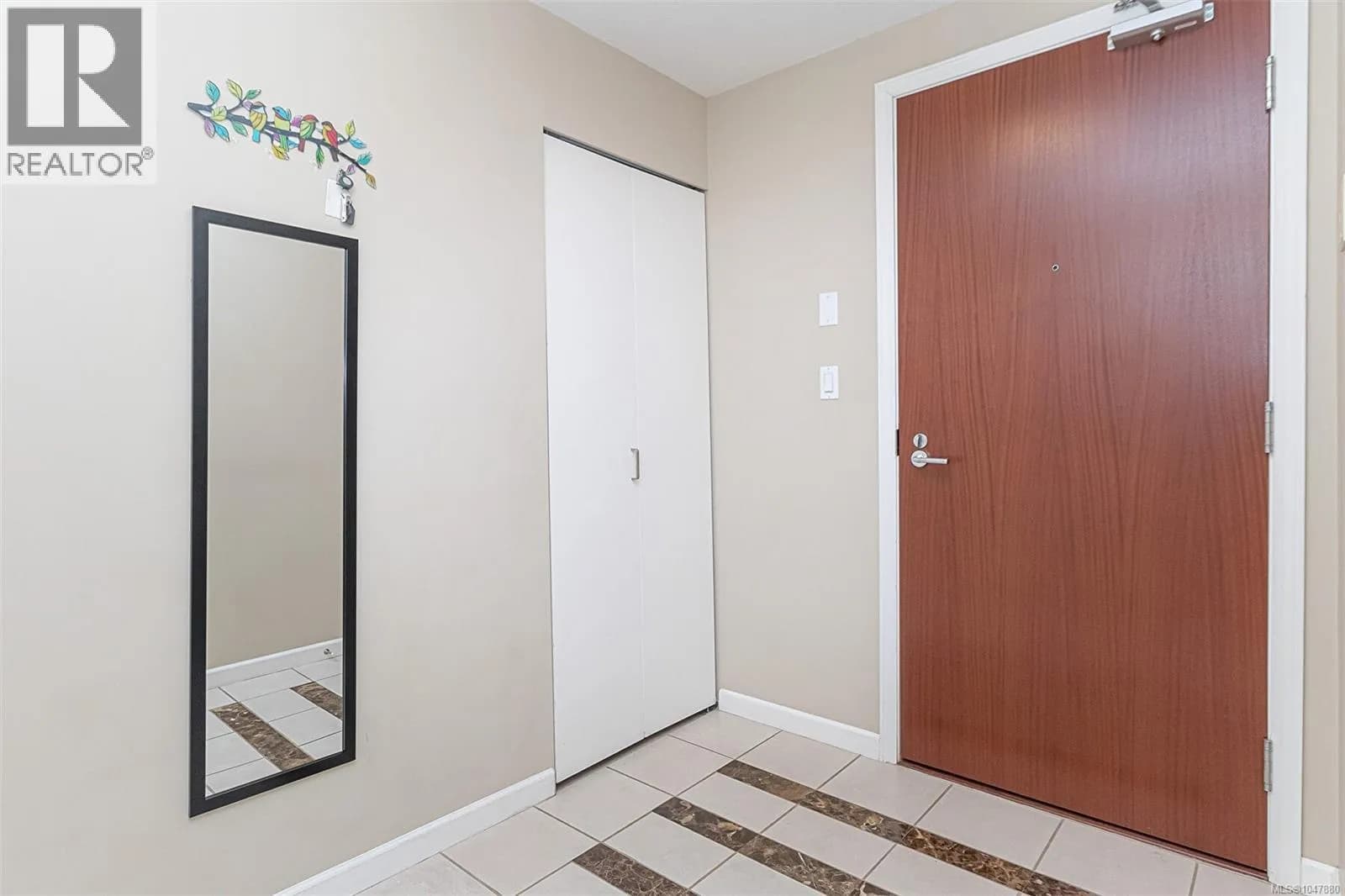 #816 160 Wilson St, Victoria, BC photo 5