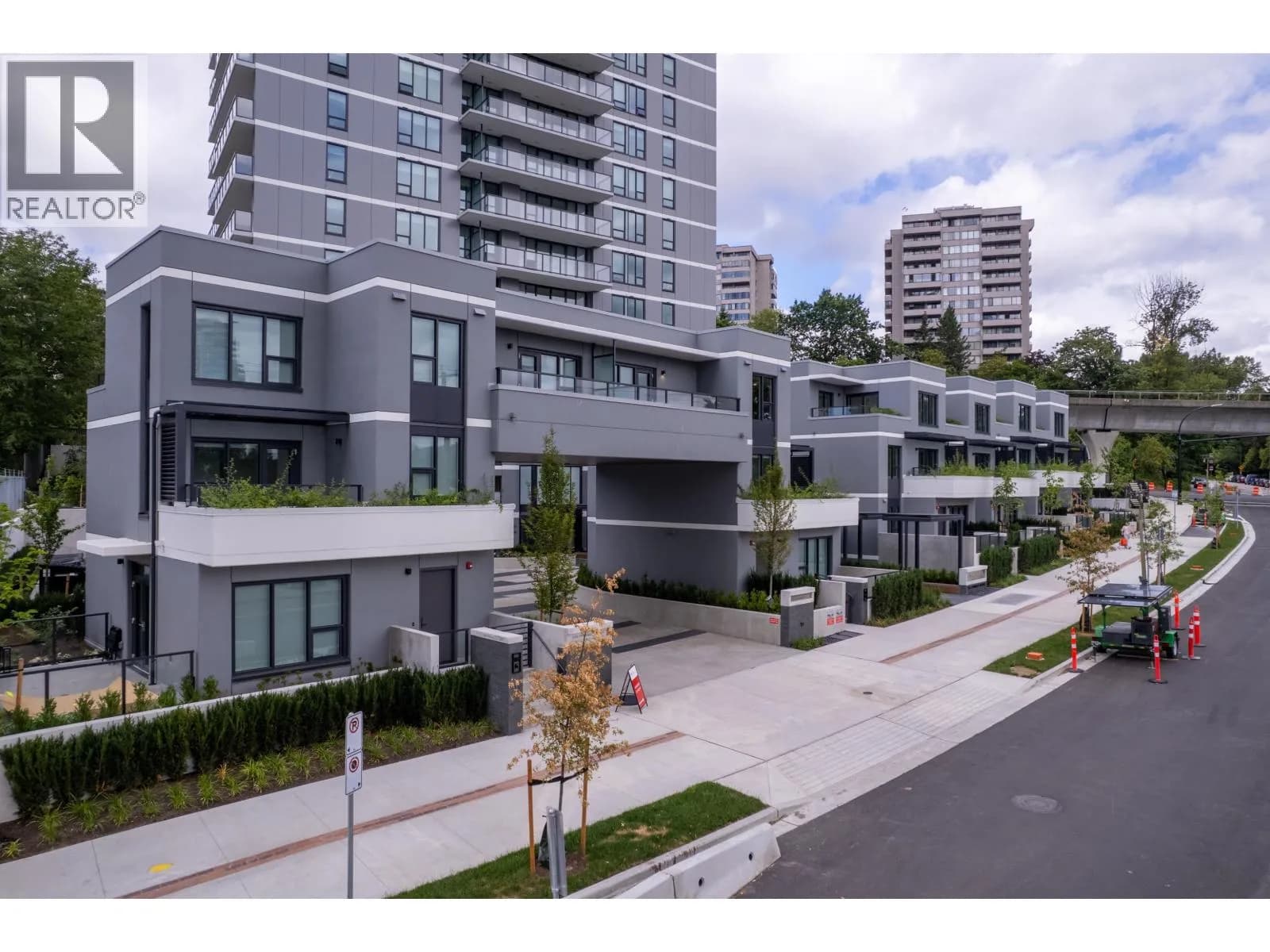 #806 2135 SPRINGER AVENUE, Burnaby, BC photo 3