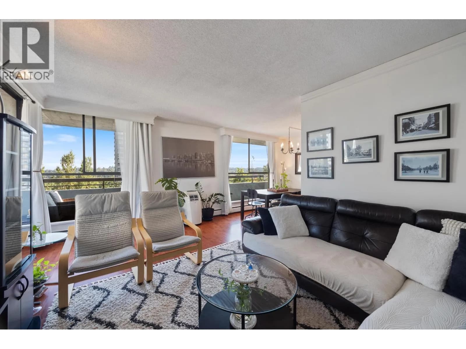 #1003 3737 BARTLETT COURT, Burnaby, BC photo 4