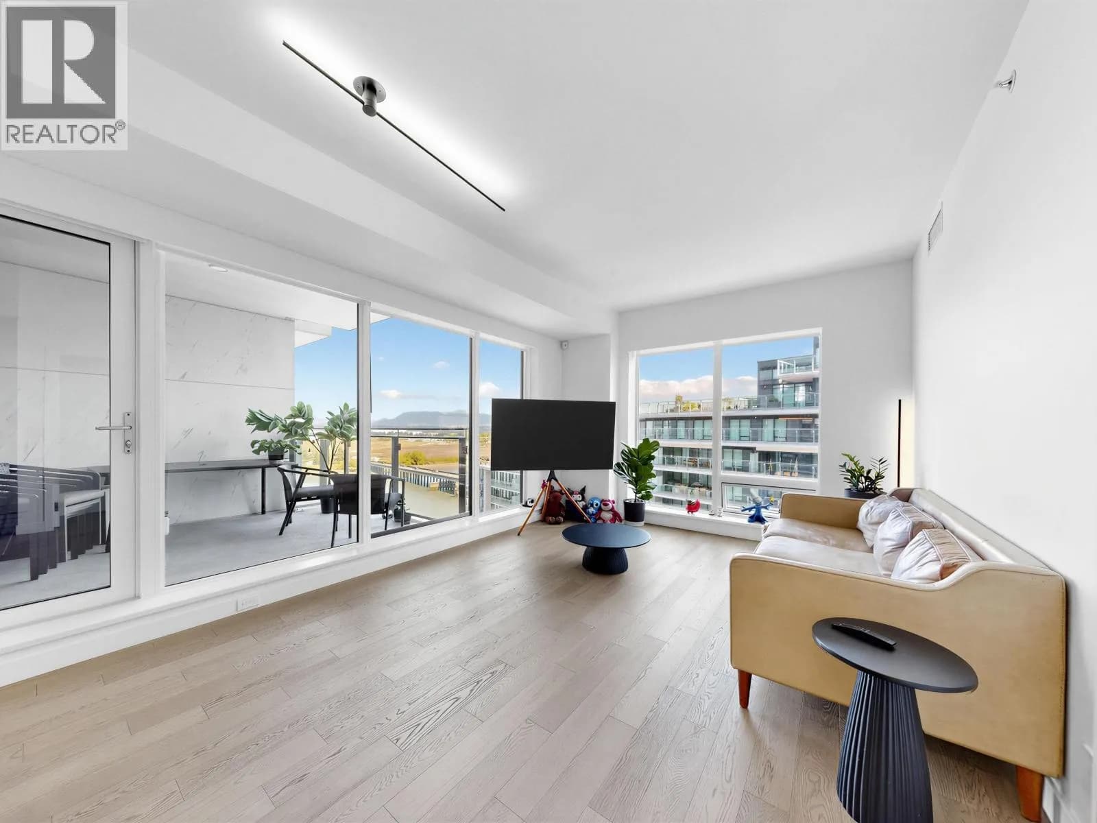 6811 PEARSON WAY, Richmond