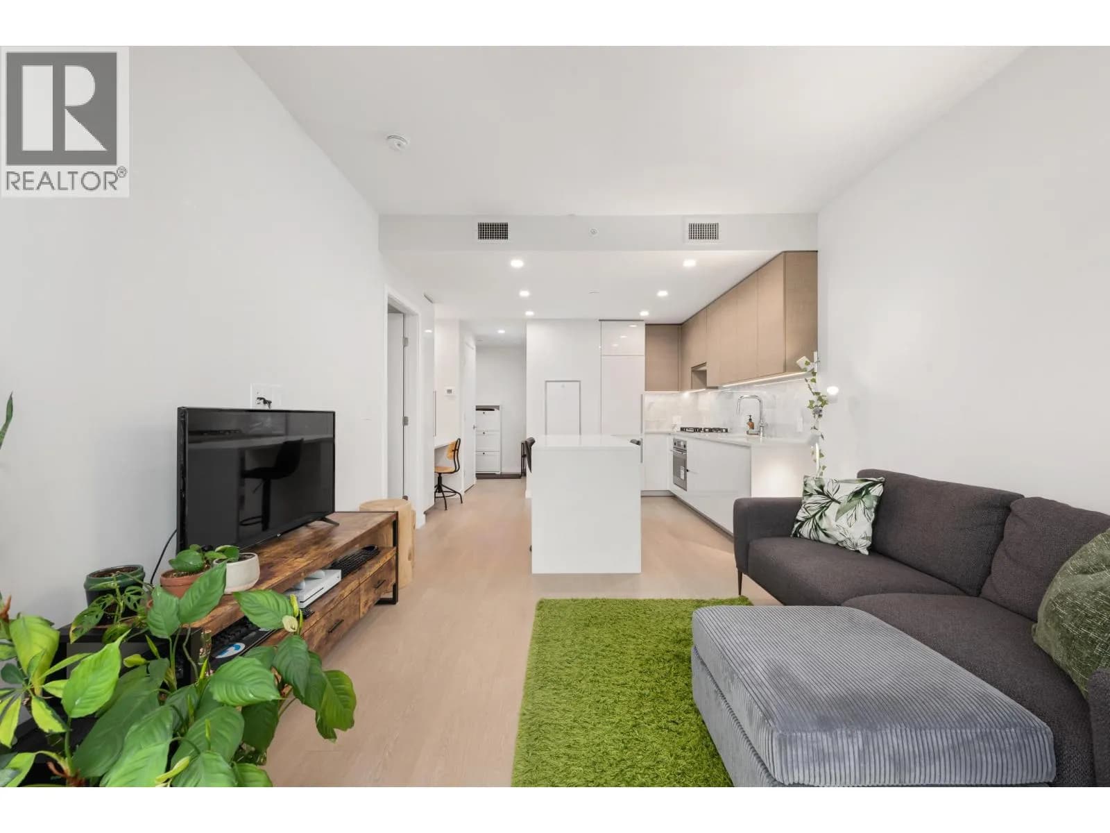 #1301 2186 GILMORE AVENUE, Burnaby, BC photo 4