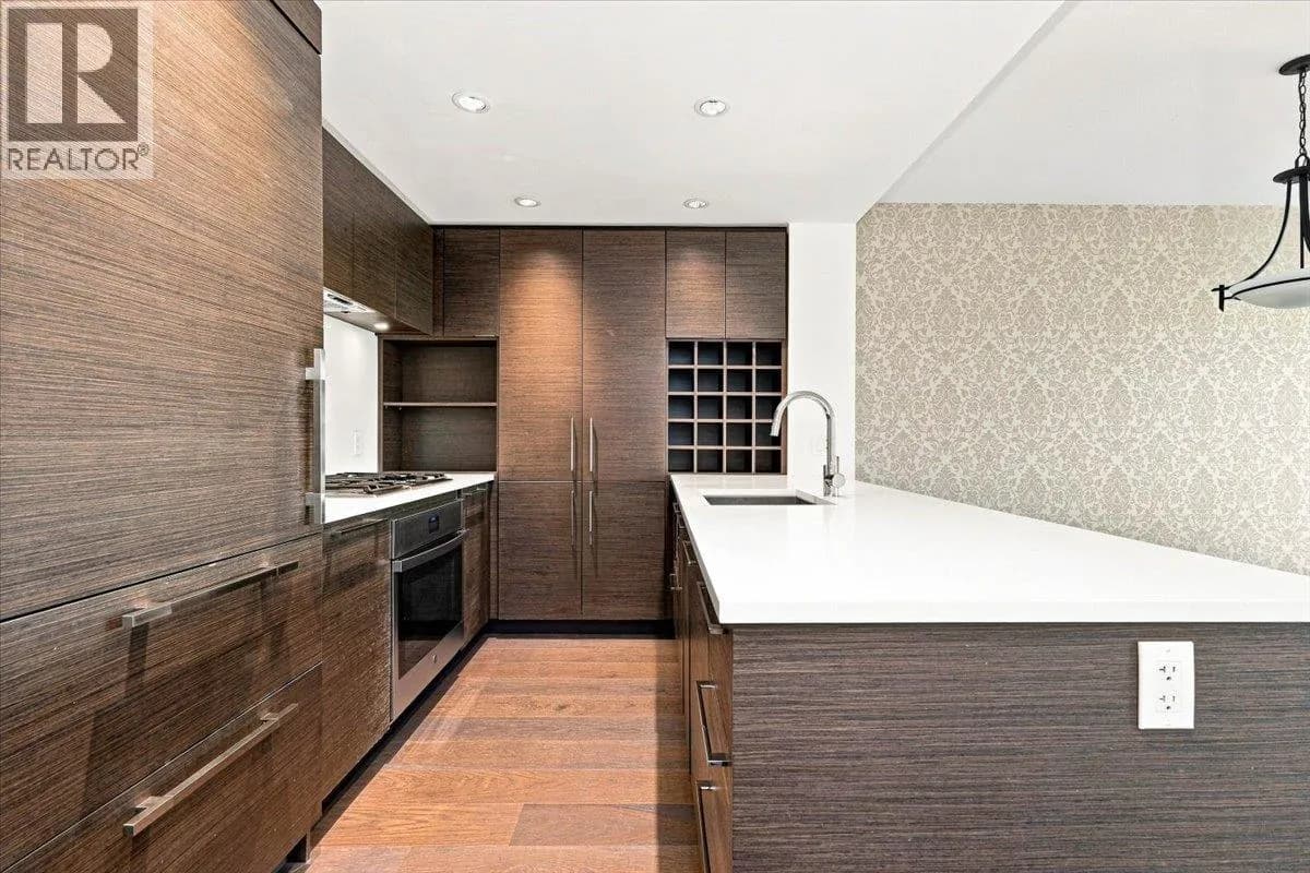 #619 5955 BIRNEY AVENUE, Vancouver, BC photo 3
